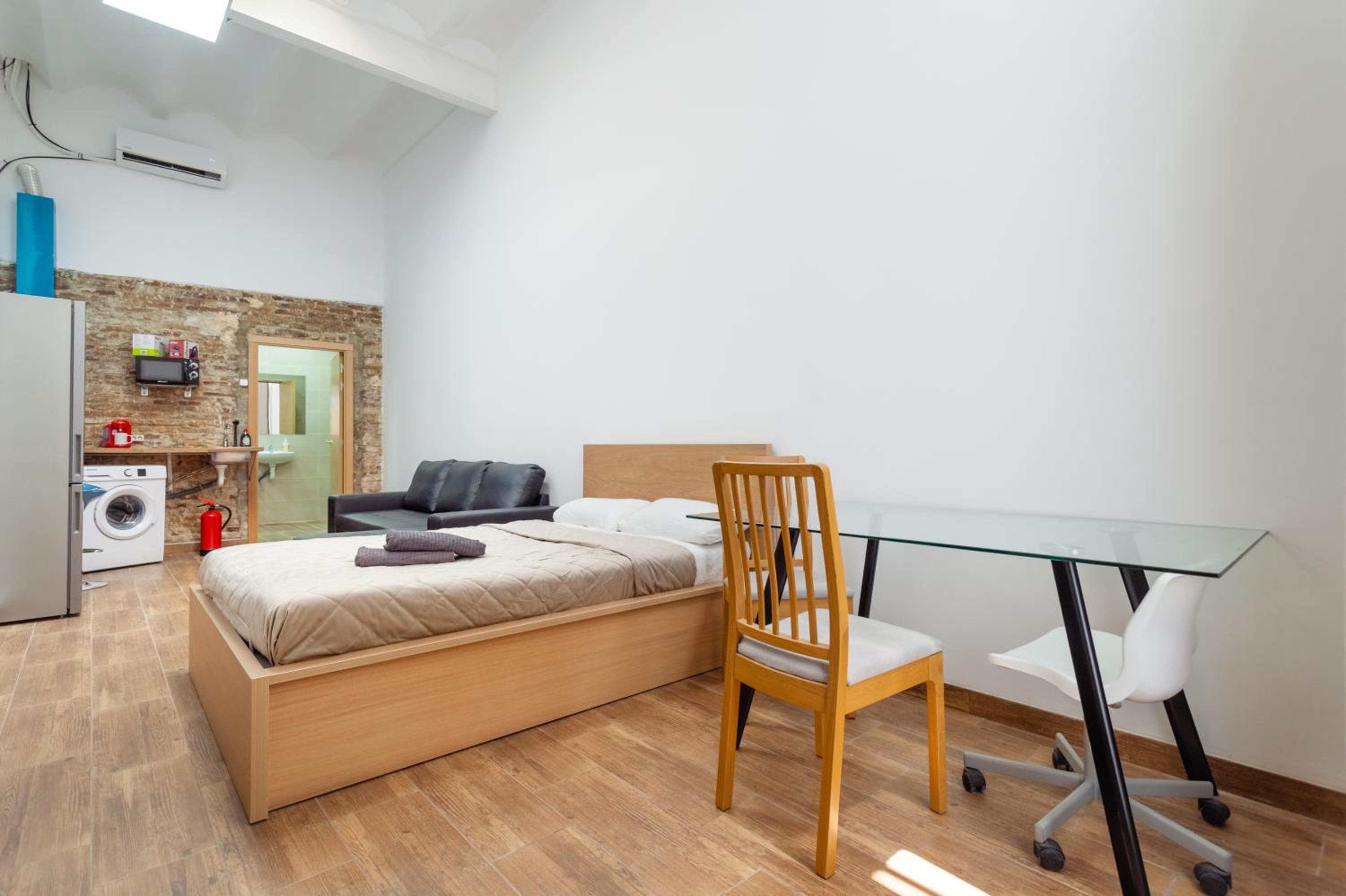 CAMP NOU & FiRA BUSINESS LOFTS, Barcelona, photo 4