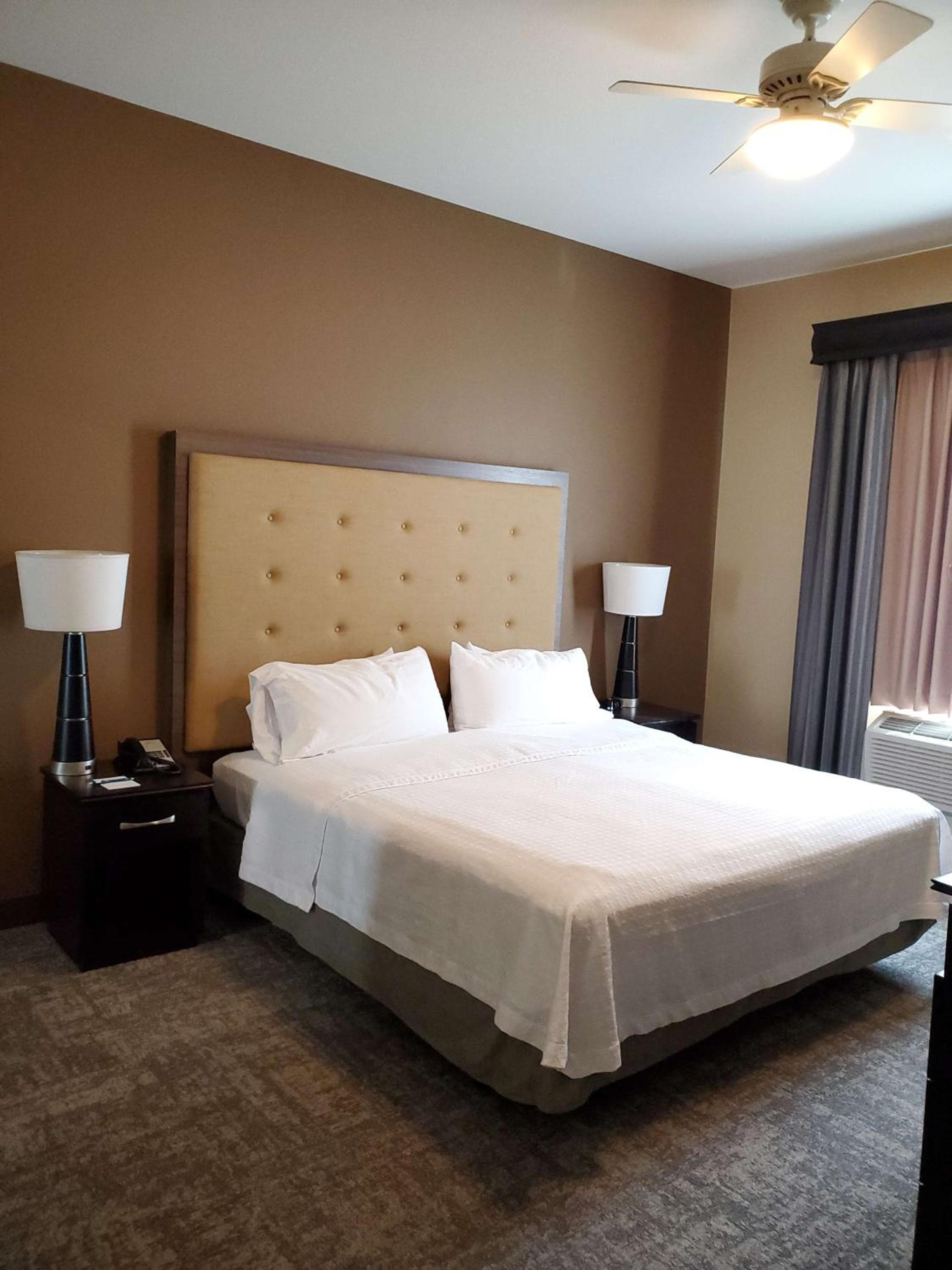 Homewood Suites by Hilton Phoenix Chandler Fashion Center, Chandler, photo 2