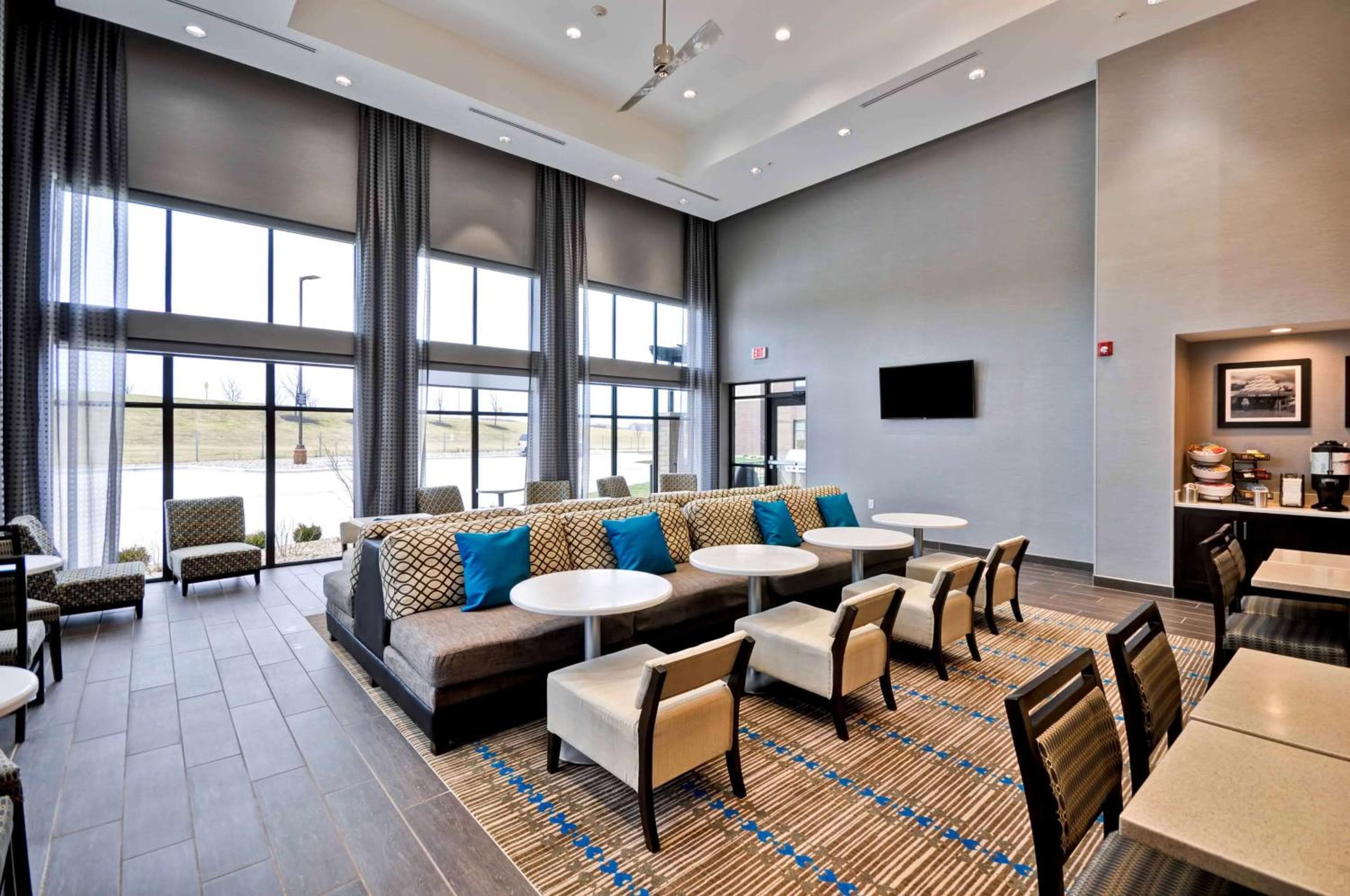 Homewood Suites by Hilton Cincinnati/West Chester, West Chester, photo 3