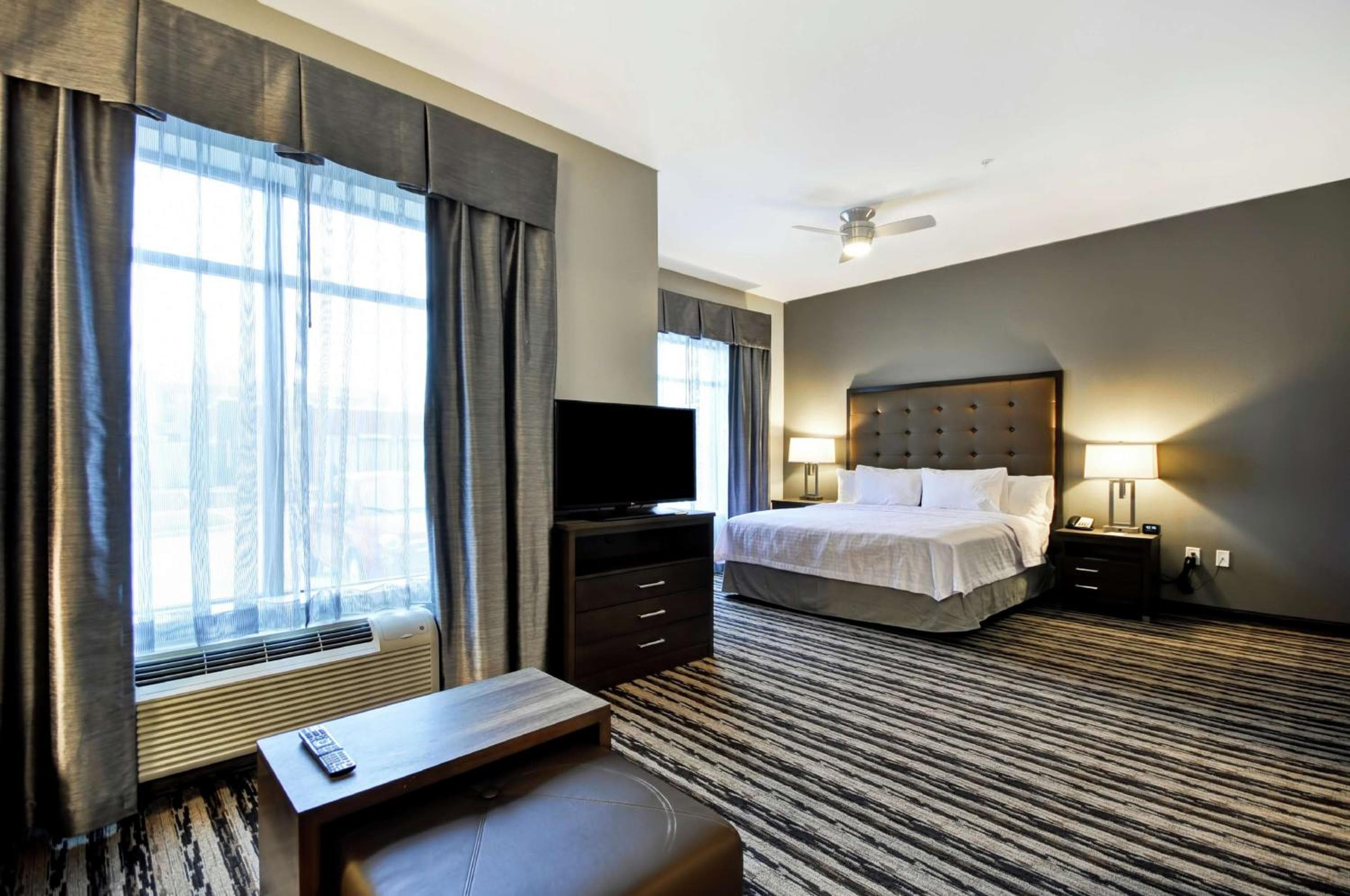Homewood Suites by Hilton Cincinnati/West Chester, West Chester, photo 2