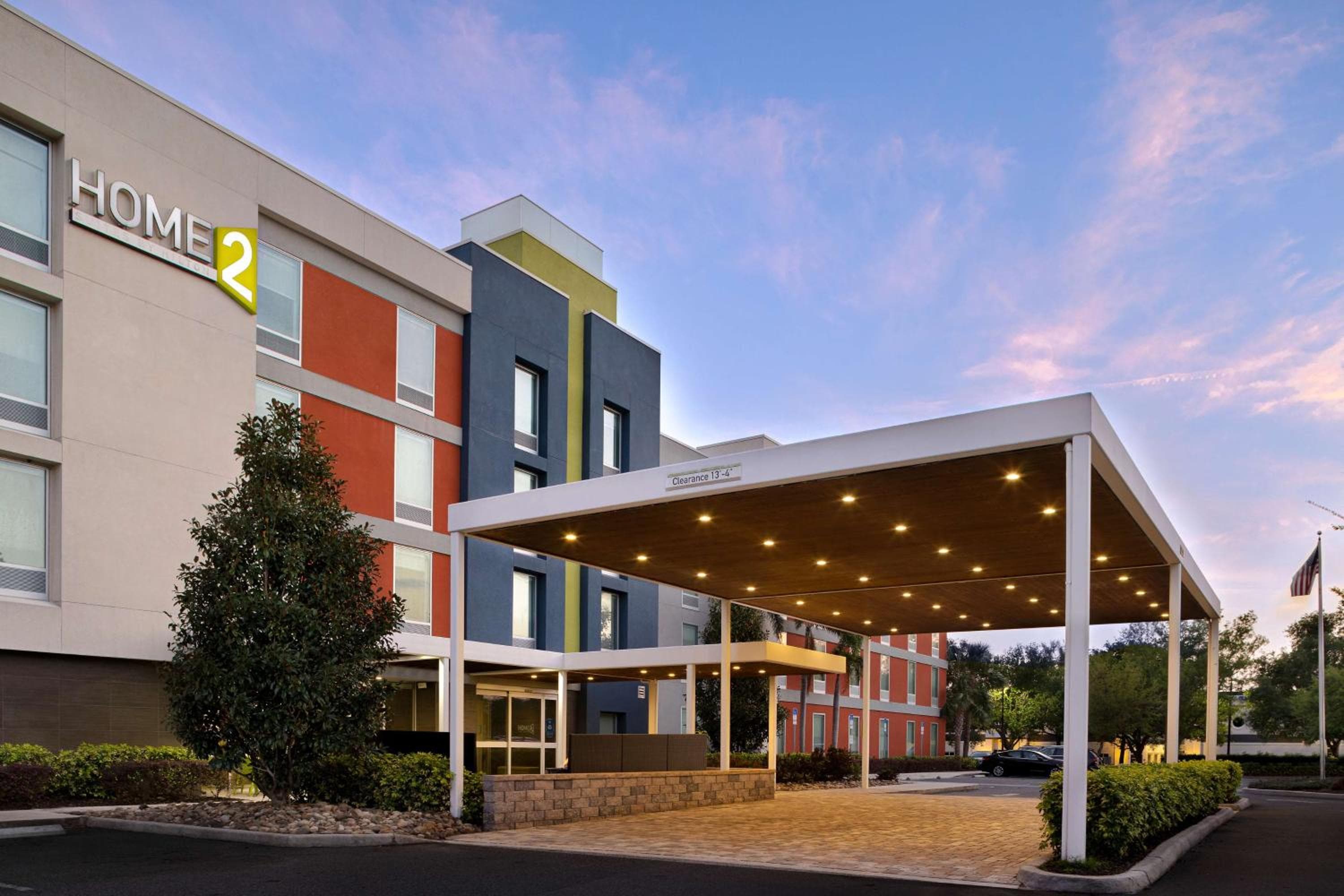 Home2 Suites by Hilton Orlando International Drive South - Free Shuttle to Theme Parks, Orlando