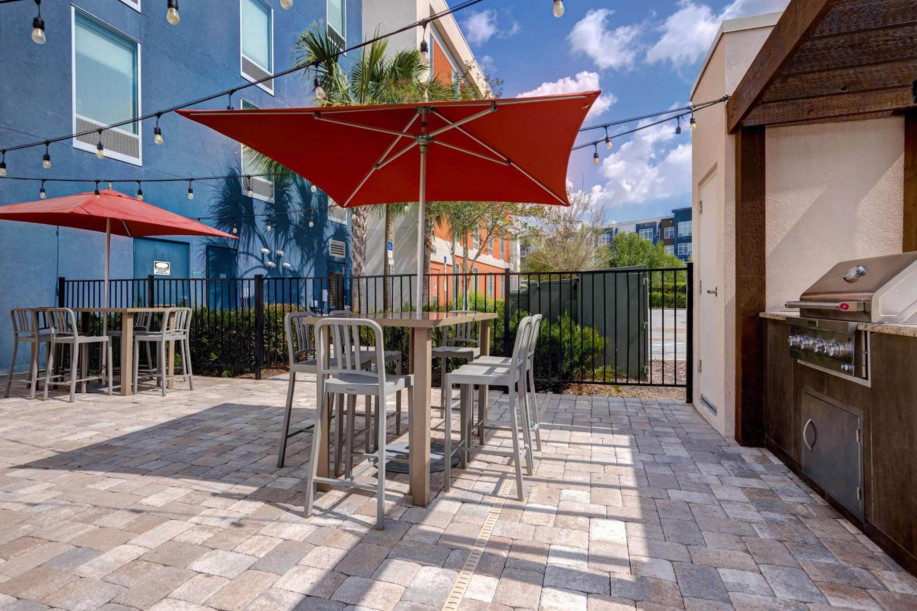 Home2 Suites by Hilton Orlando International Drive South - Free Shuttle to Theme Parks, Orlando, photo 6