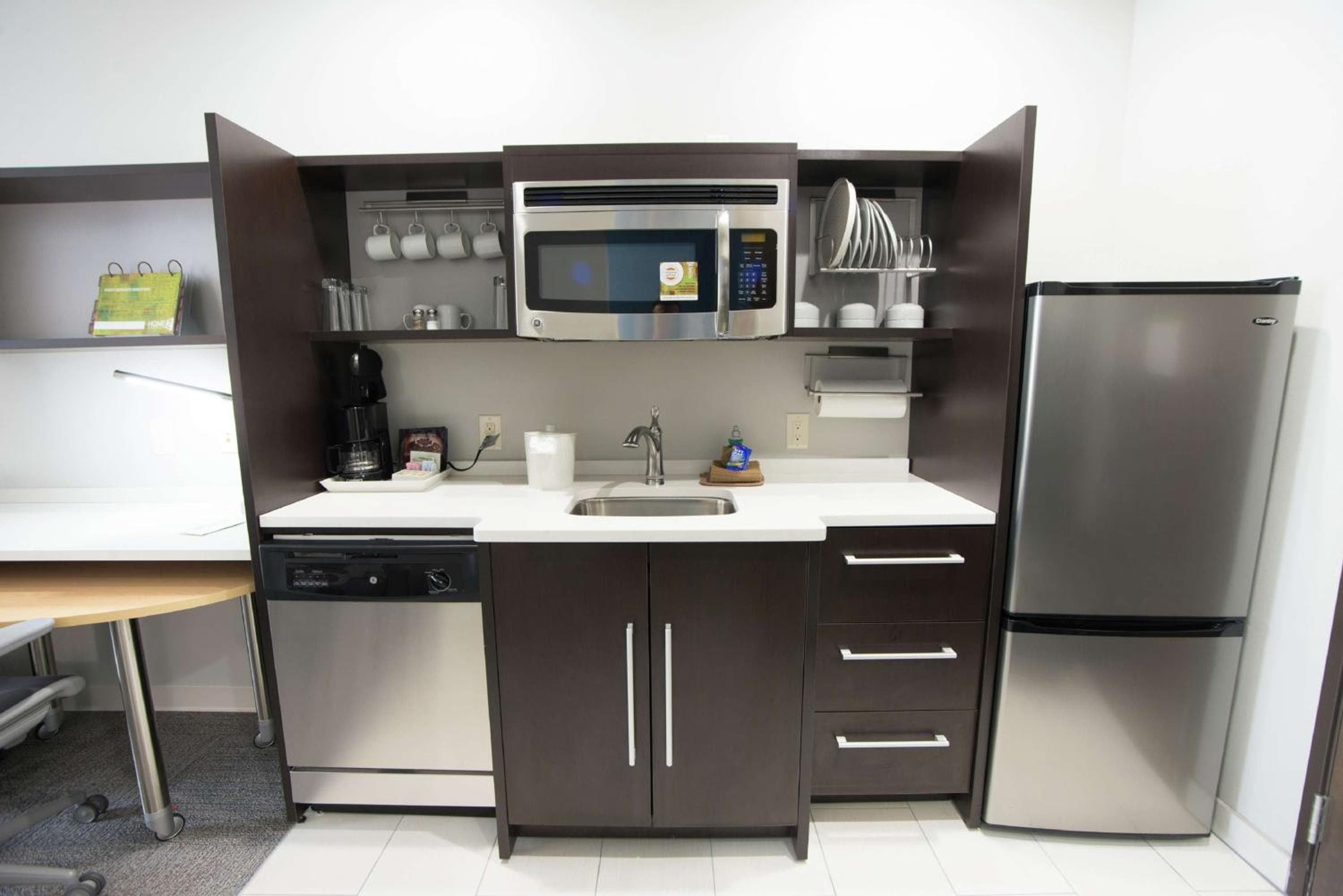 Home2 Suites by Hilton Tulsa Hills, Tulsa, photo 3