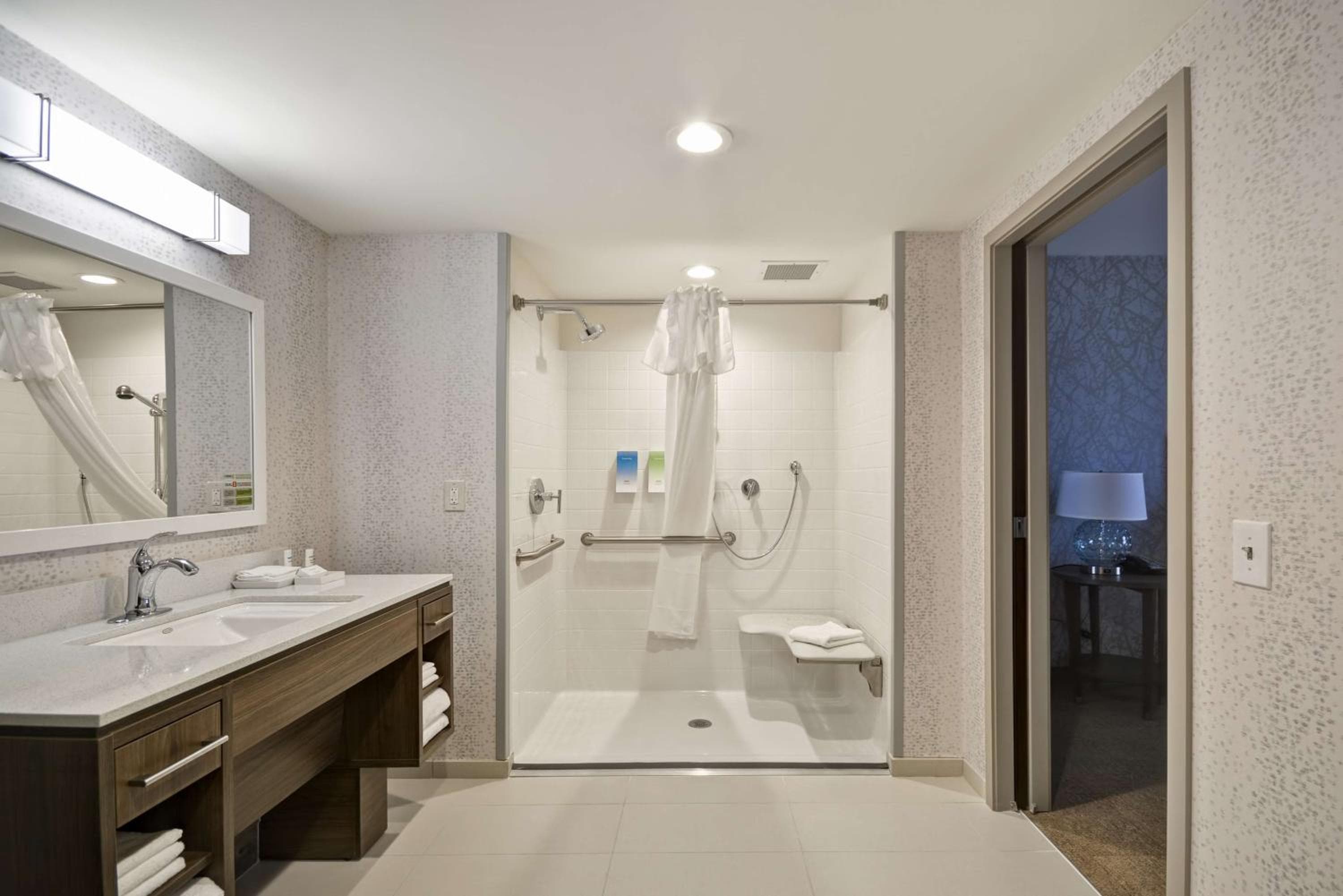 Home2 Suites By Hilton Columbus Airport East Broad, Columbus, photo 6