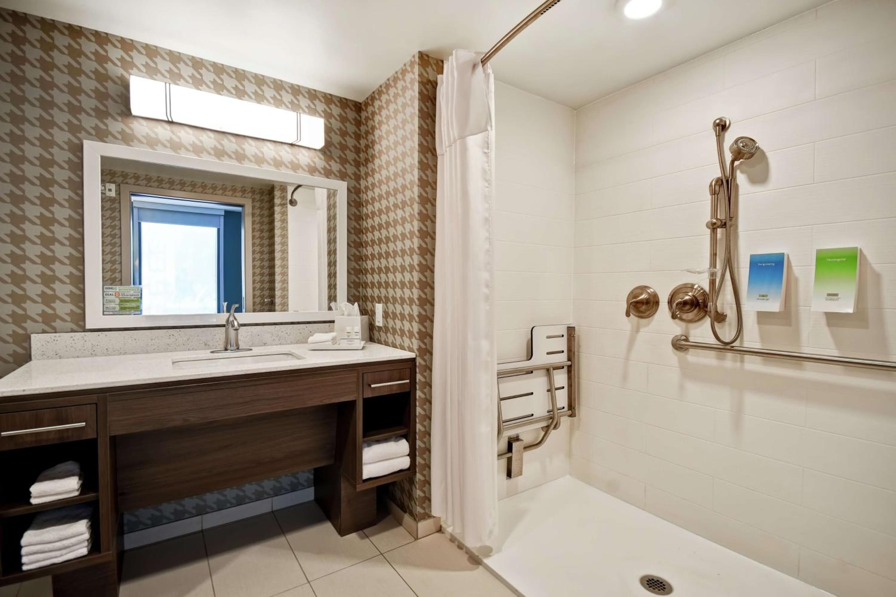 Home2 Suites by Hilton Gilbert, Gilbert, photo 2