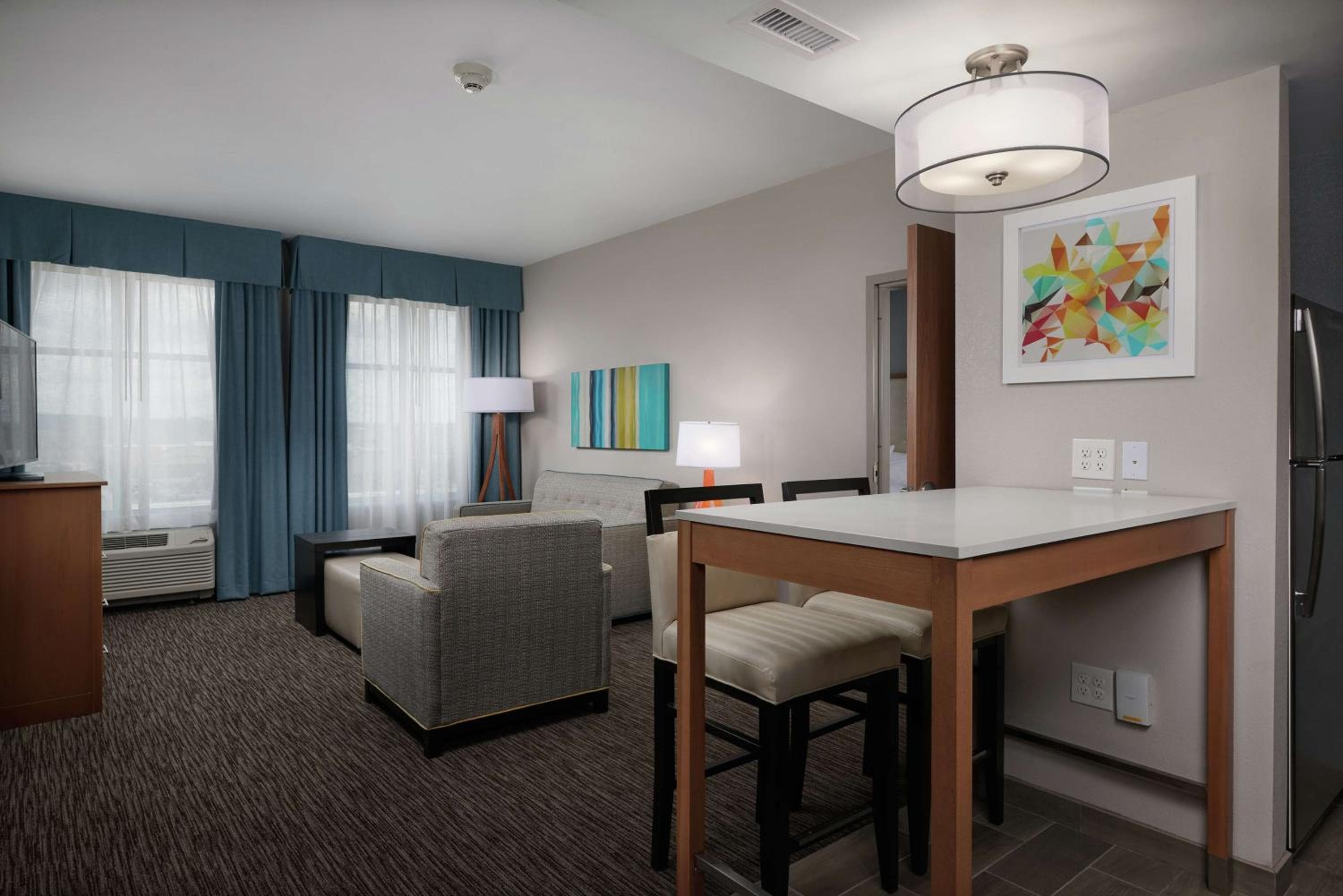 Homewood Suites By Hilton Cincinnati Midtown, photo 2