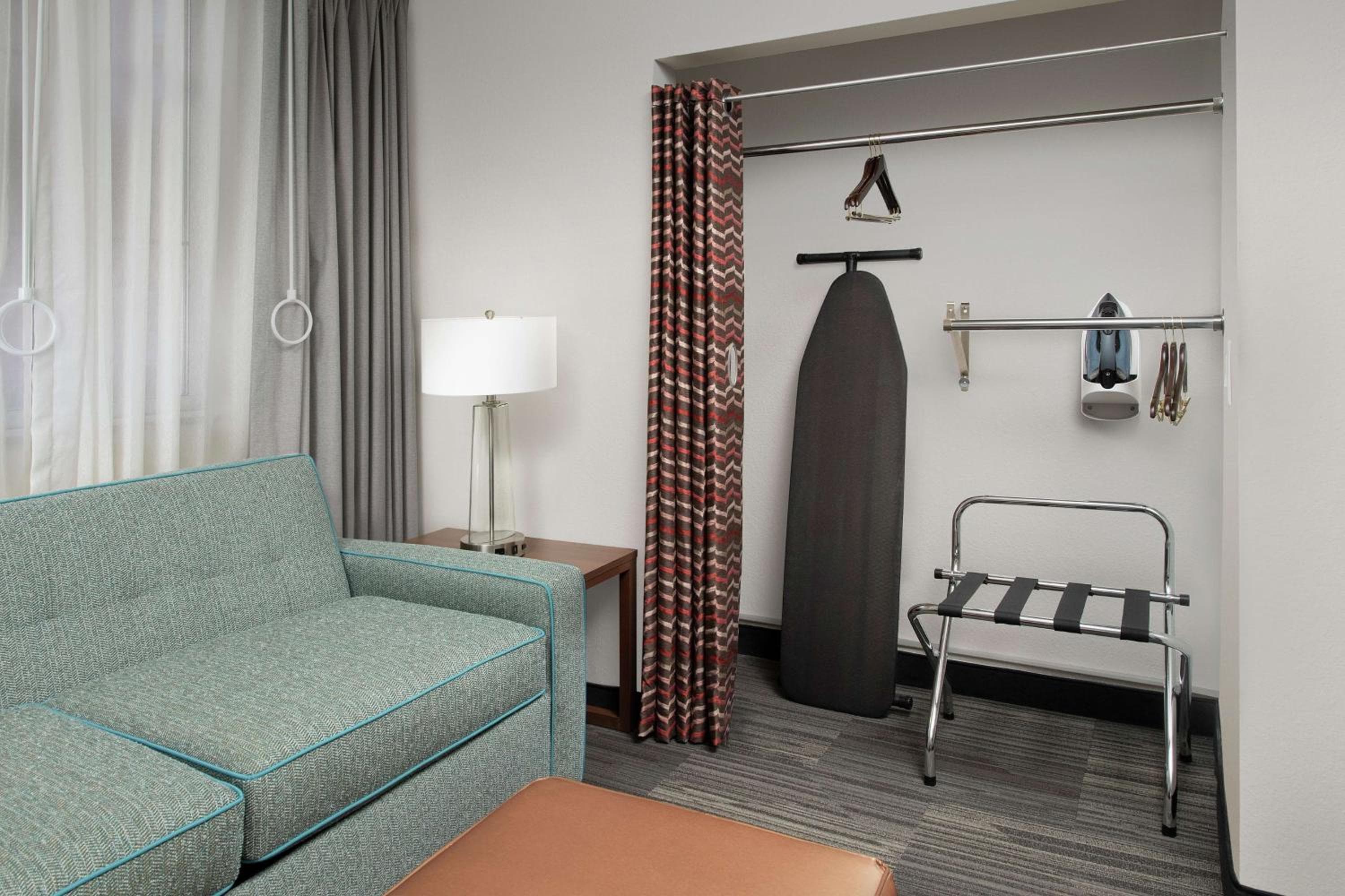 Home2 Suites by Hilton Atlanta Midtown, Atlanta, photo 3