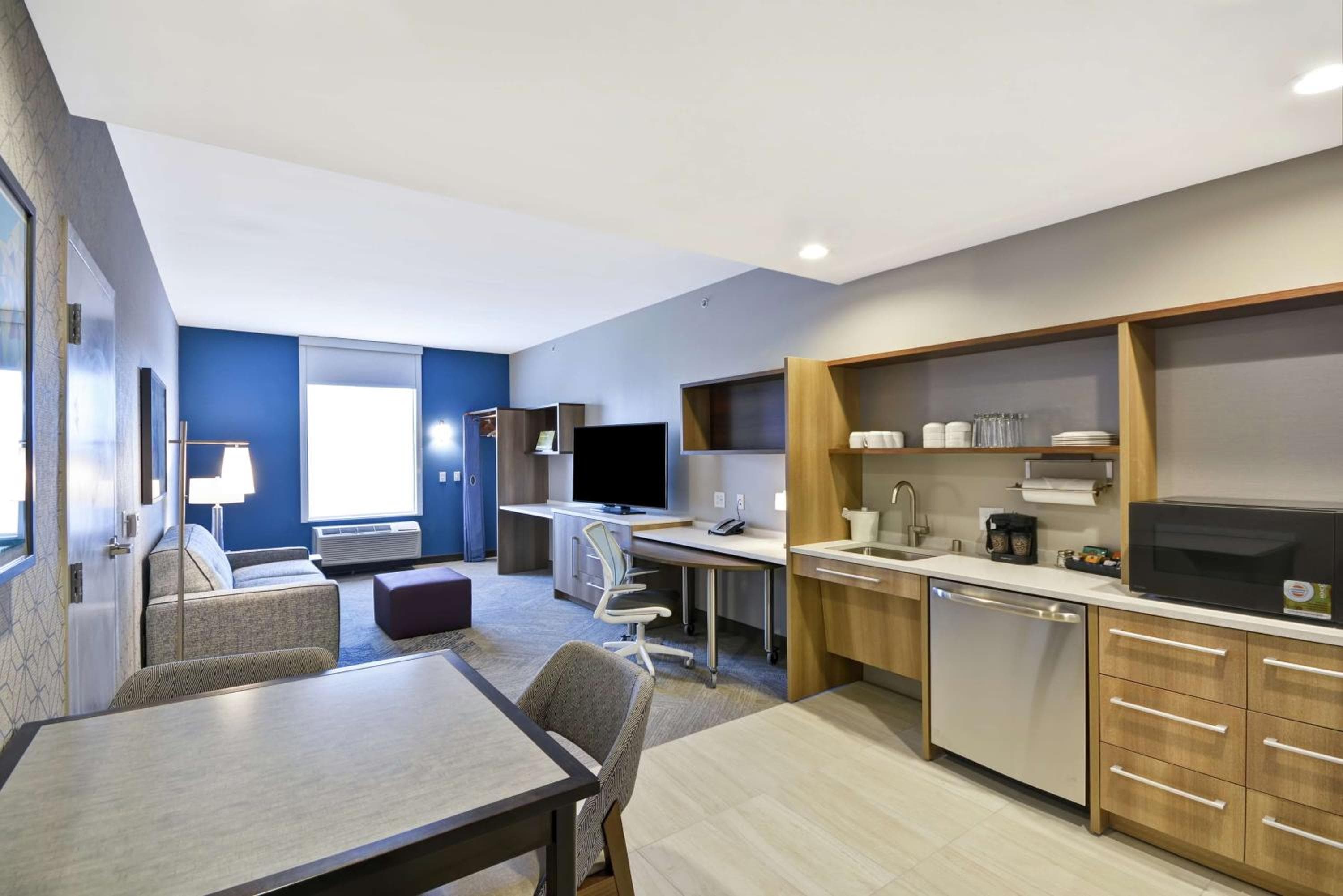 Home2 Suites Plano Legacy West, photo 3