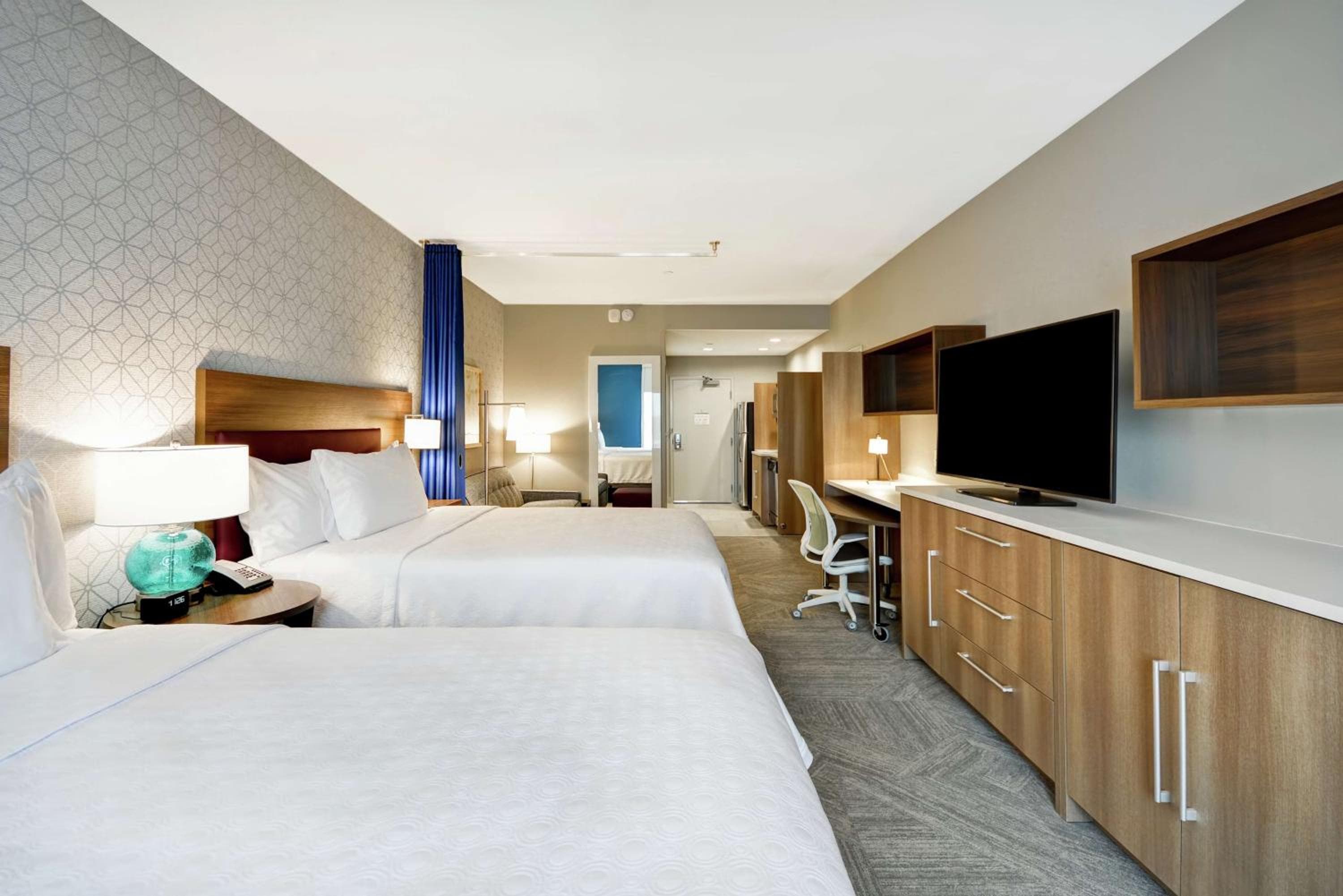Home2 Suites Plano Legacy West, photo 2