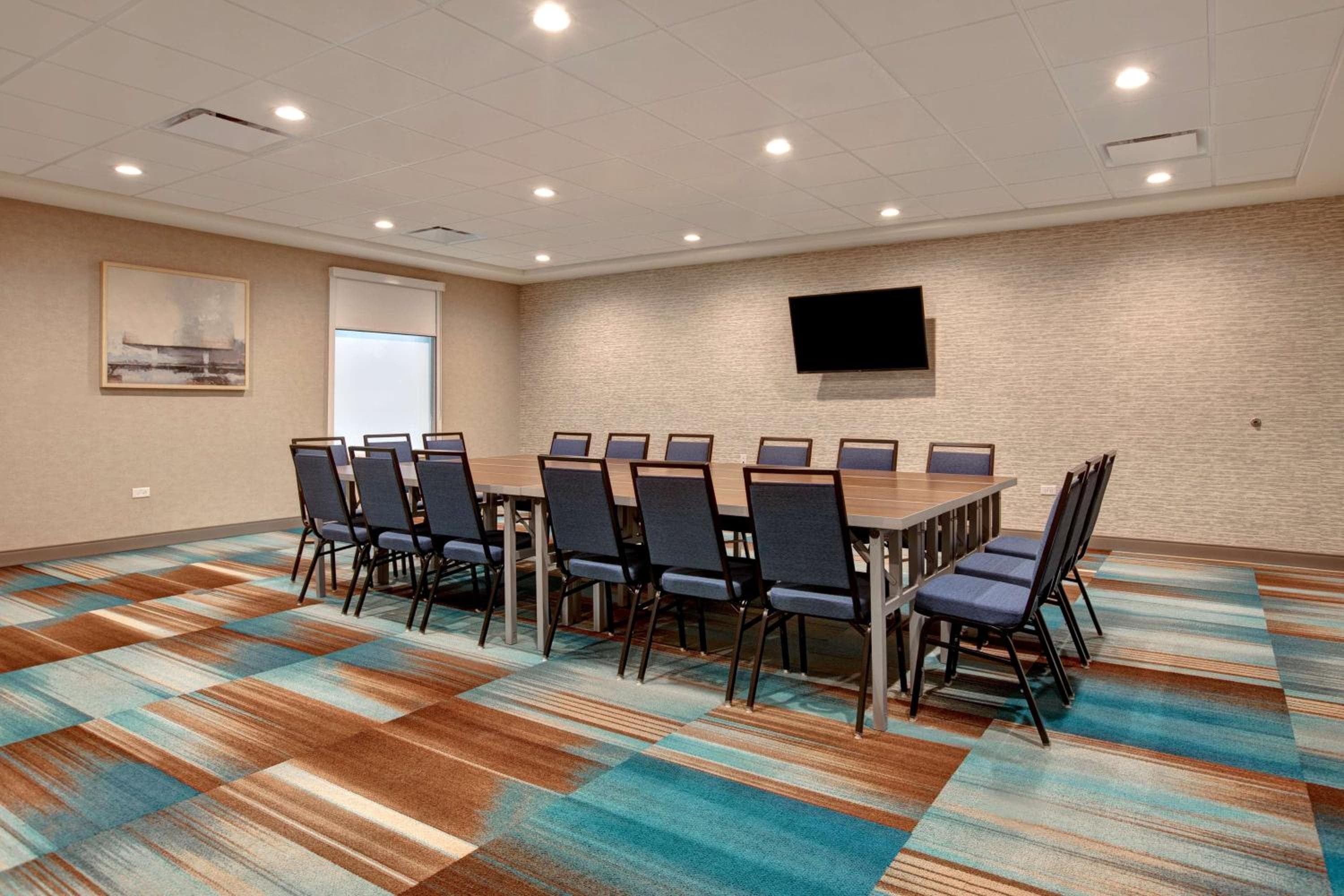 Home2 Suites By Hilton Loves Park Rockford, Loves Park, photo 2