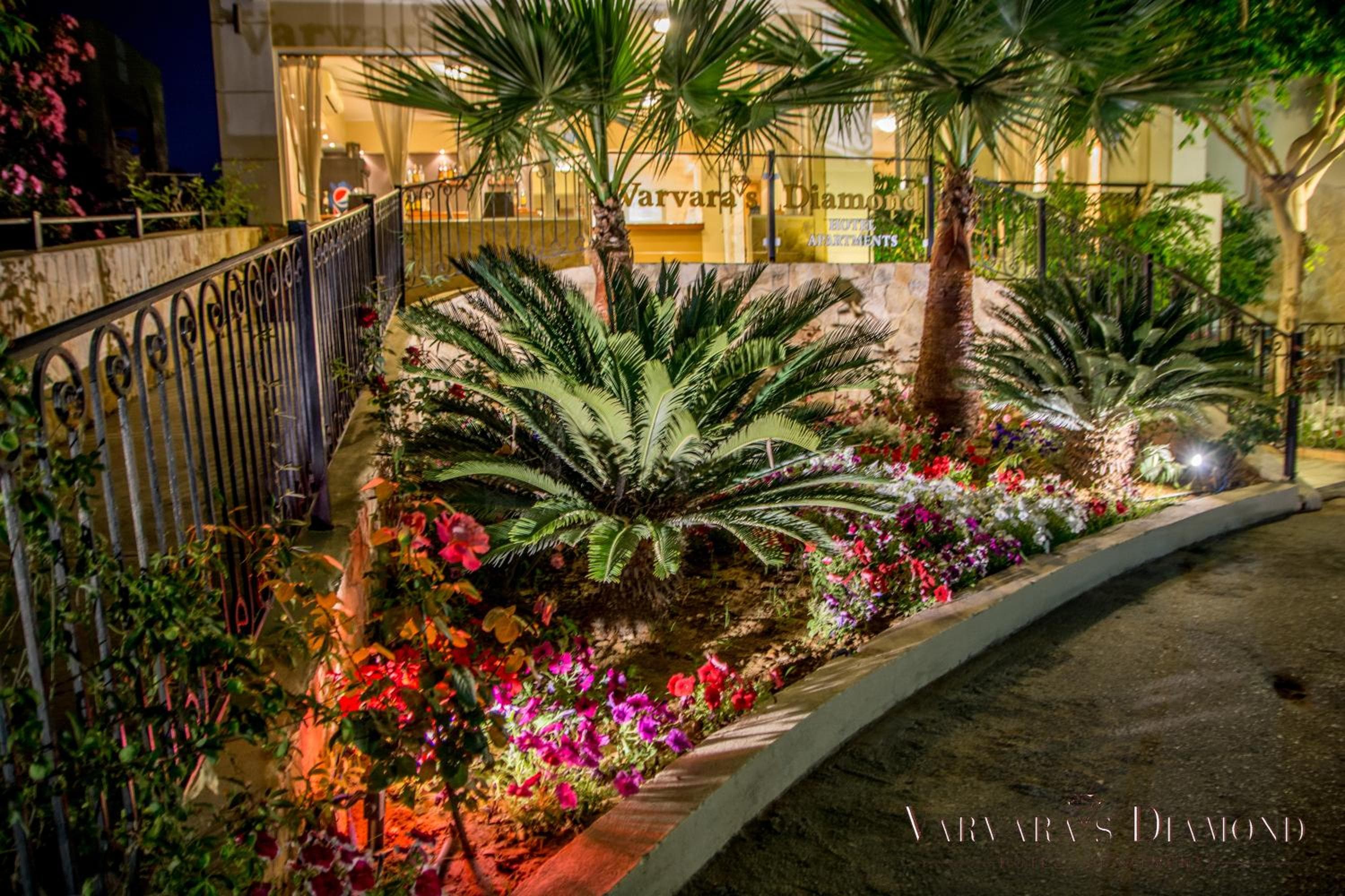 Varvara's Diamond - Adults Only, Platanes, photo 5
