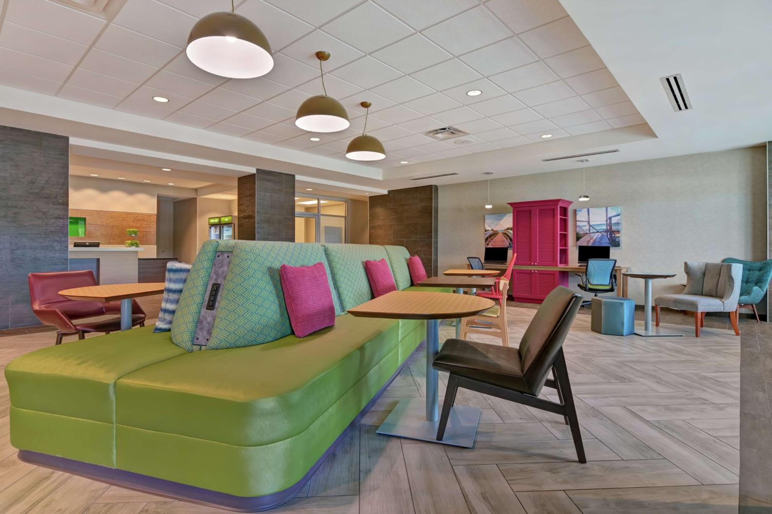 Home2 Suites By Hilton West Palm Beach Airport, West Palm Beach, photo 2