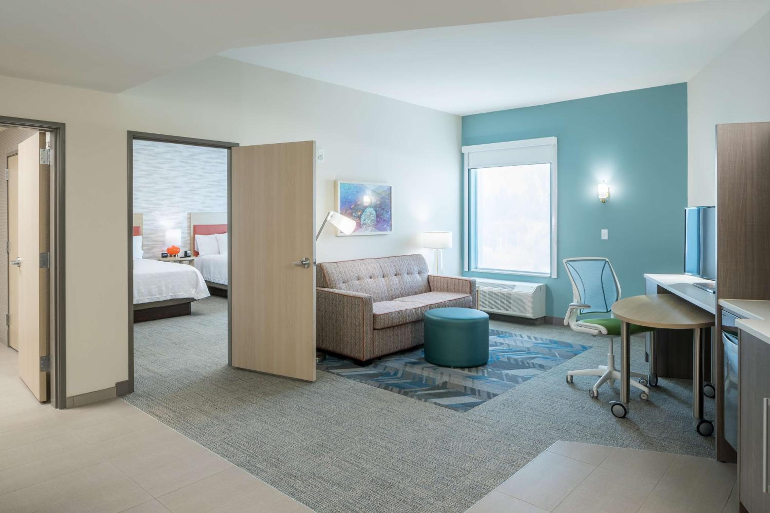 Home2 Suites By Hilton Cape Canaveral Cruise Port, Cape Canaveral, photo 2