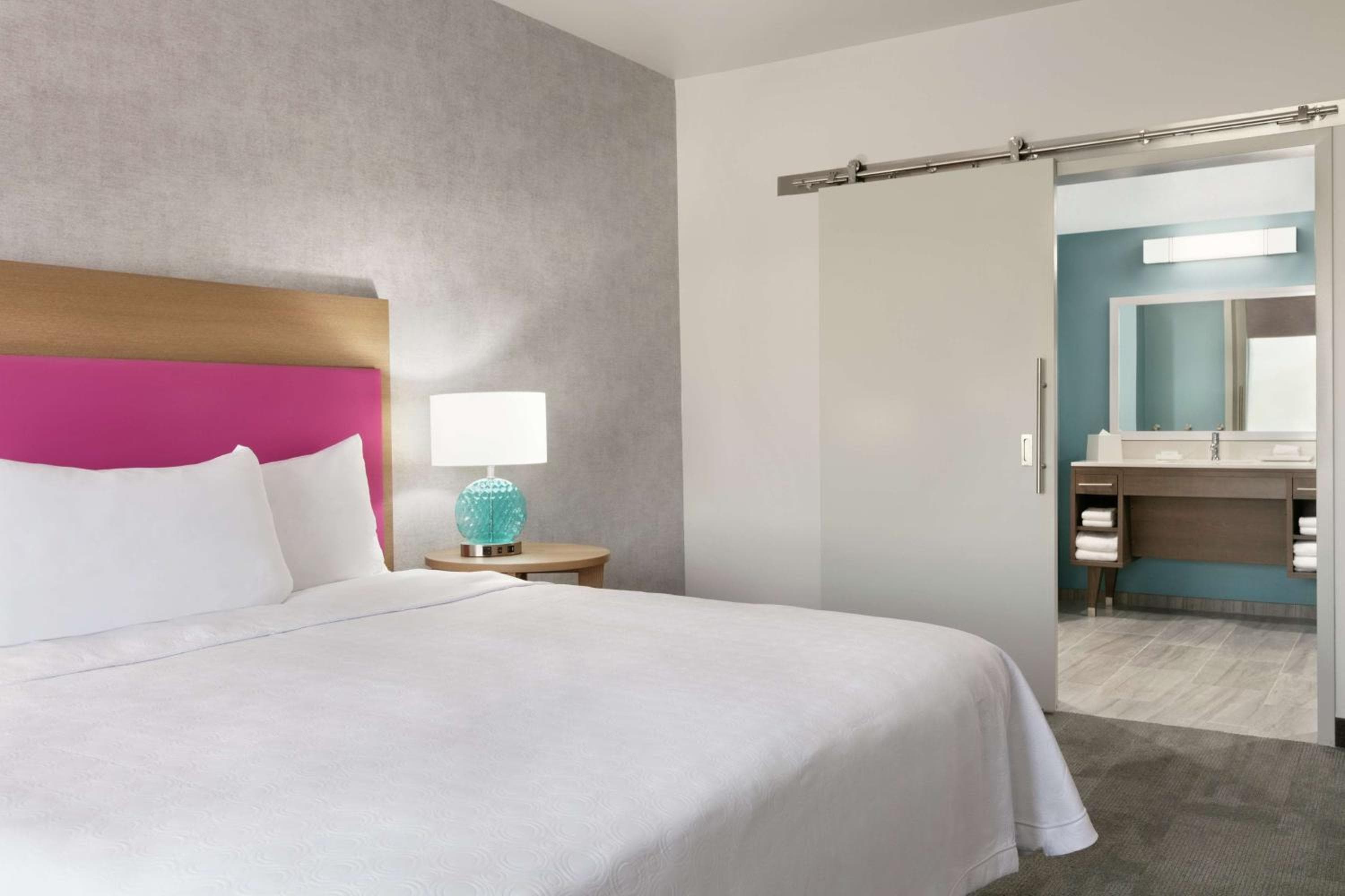 Home2 Suites By Hilton Norfolk Airport, Norfolk, photo 5