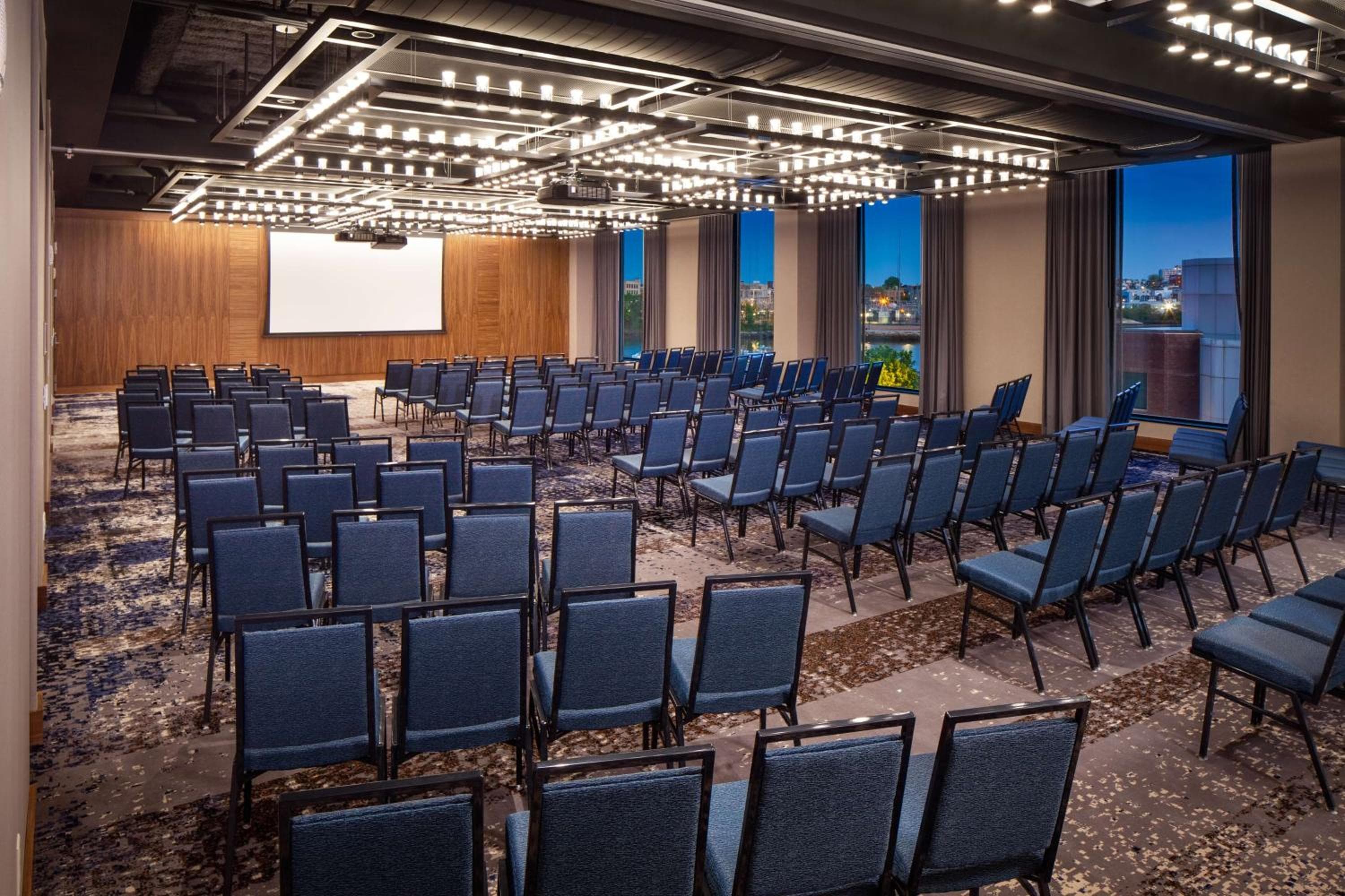 Homewood Suites by Hilton Boston Seaport District, Boston, photo 5