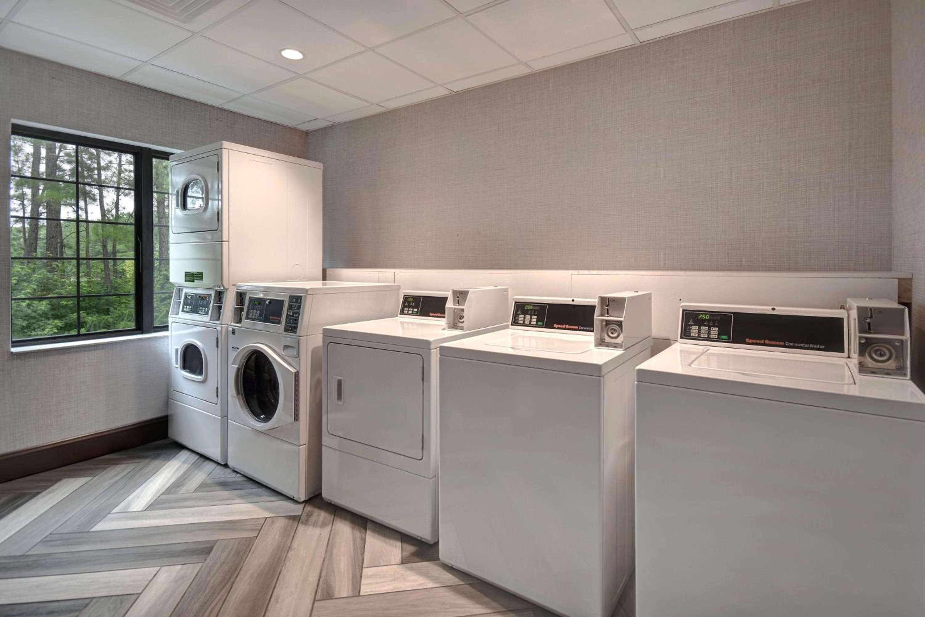 Homewood Suites Newport News - Yorktown by Hilton, Newport News, photo 5