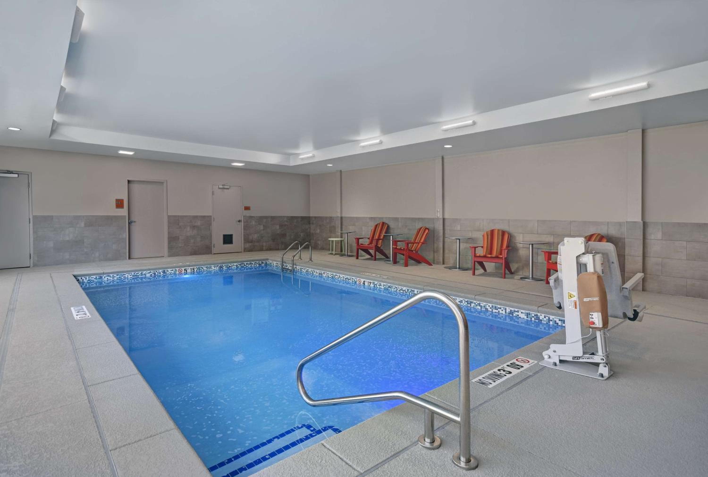 Home2 Suites By Hilton Raleigh North I-540, Raleigh, photo 2