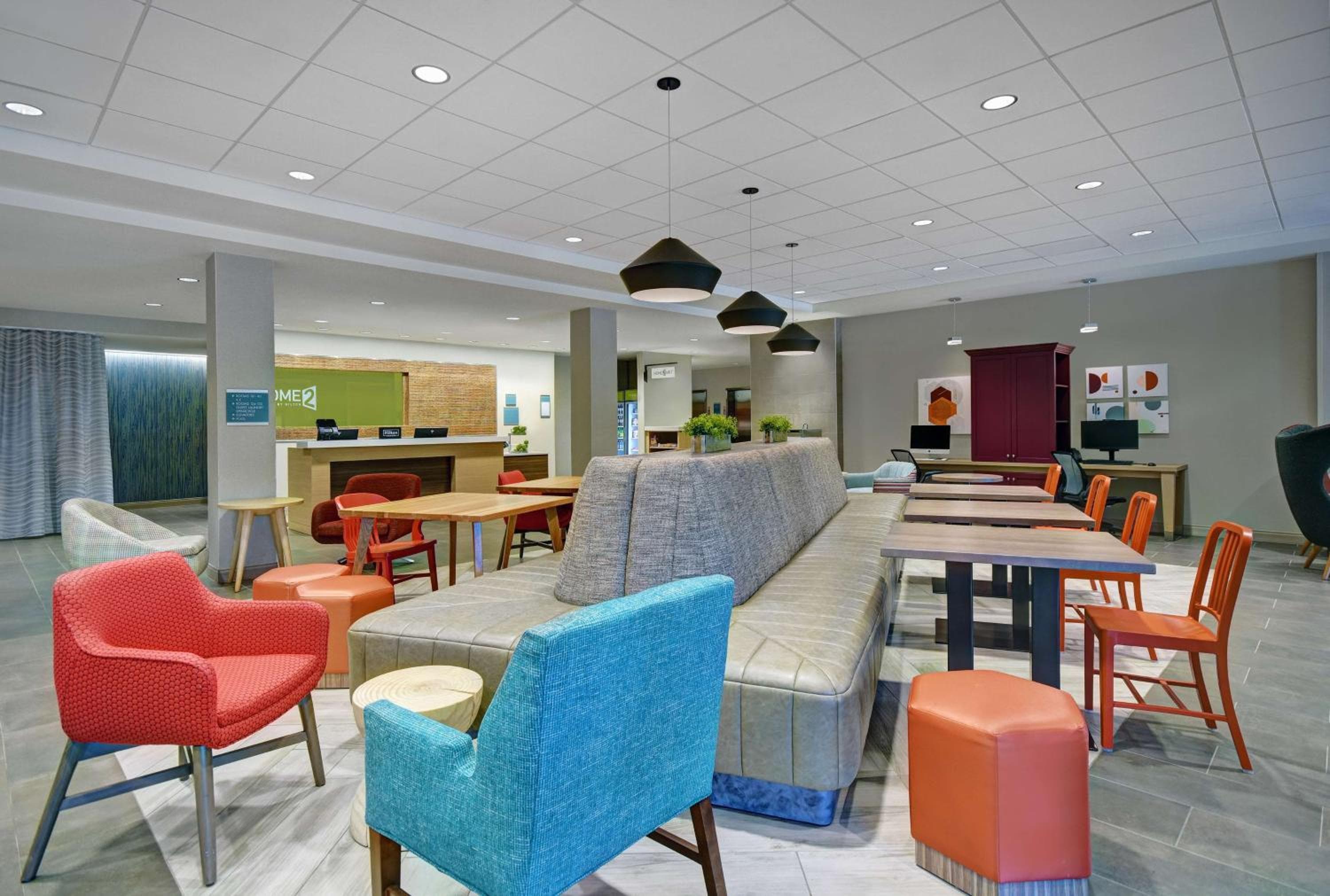 Home2 Suites by Hilton Blacksburg University, Blacksburg, photo 2