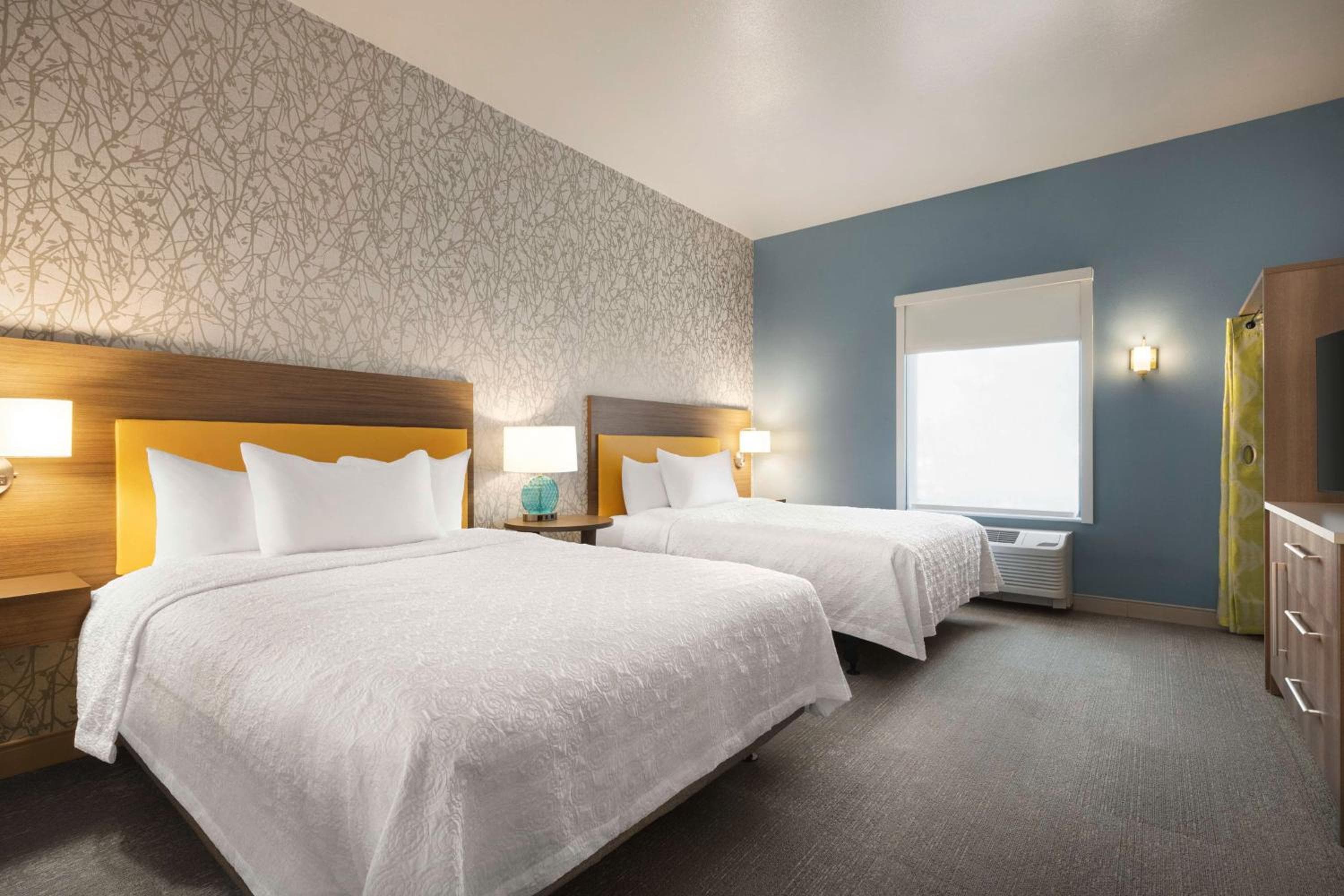 Home2 Suites By Hilton Colorado Springs I-25 Central, Colorado Springs, photo 2