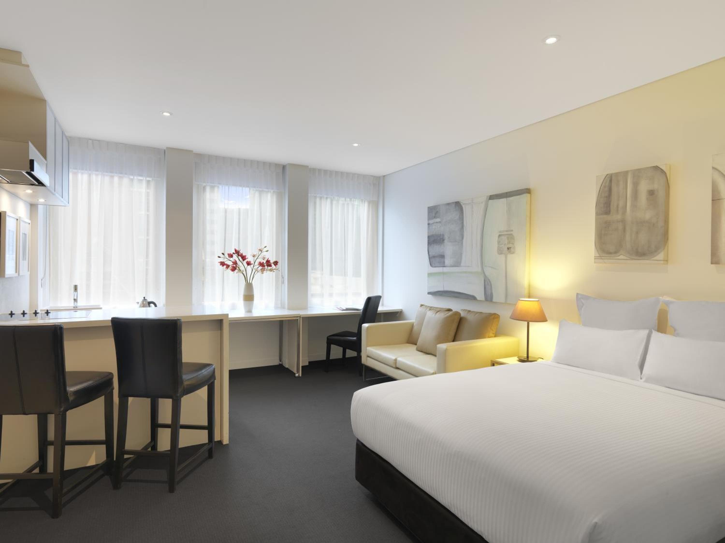 Oaks Melbourne on Collins Suites, Melbourne, photo 5