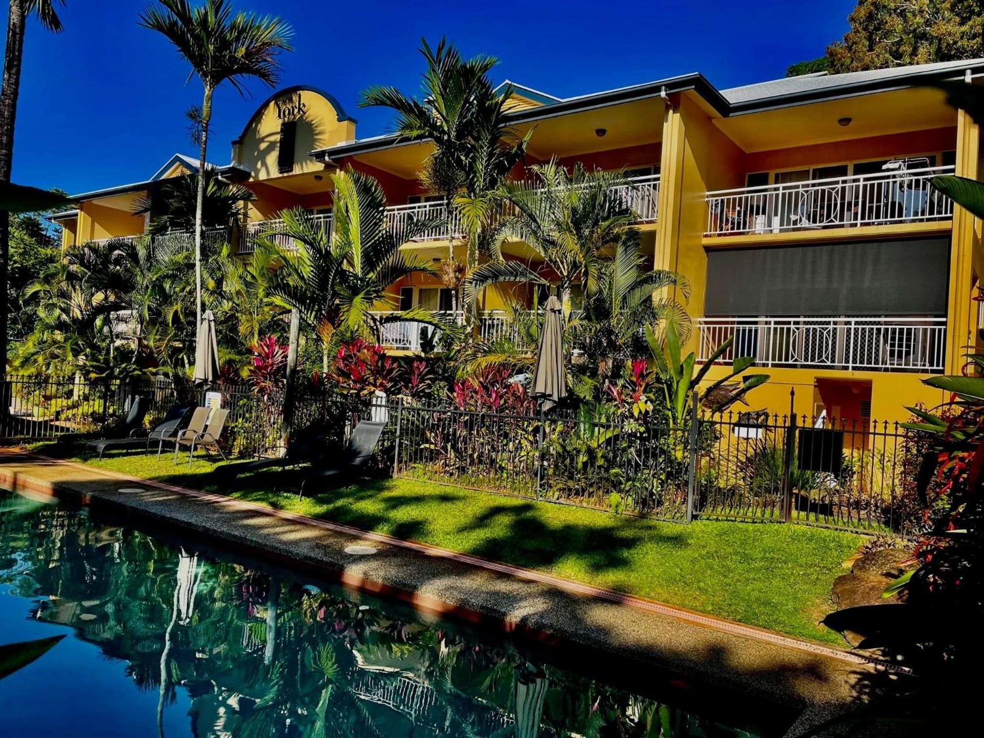 The York Beachfront Holiday Apartments, Yorkeys Knob