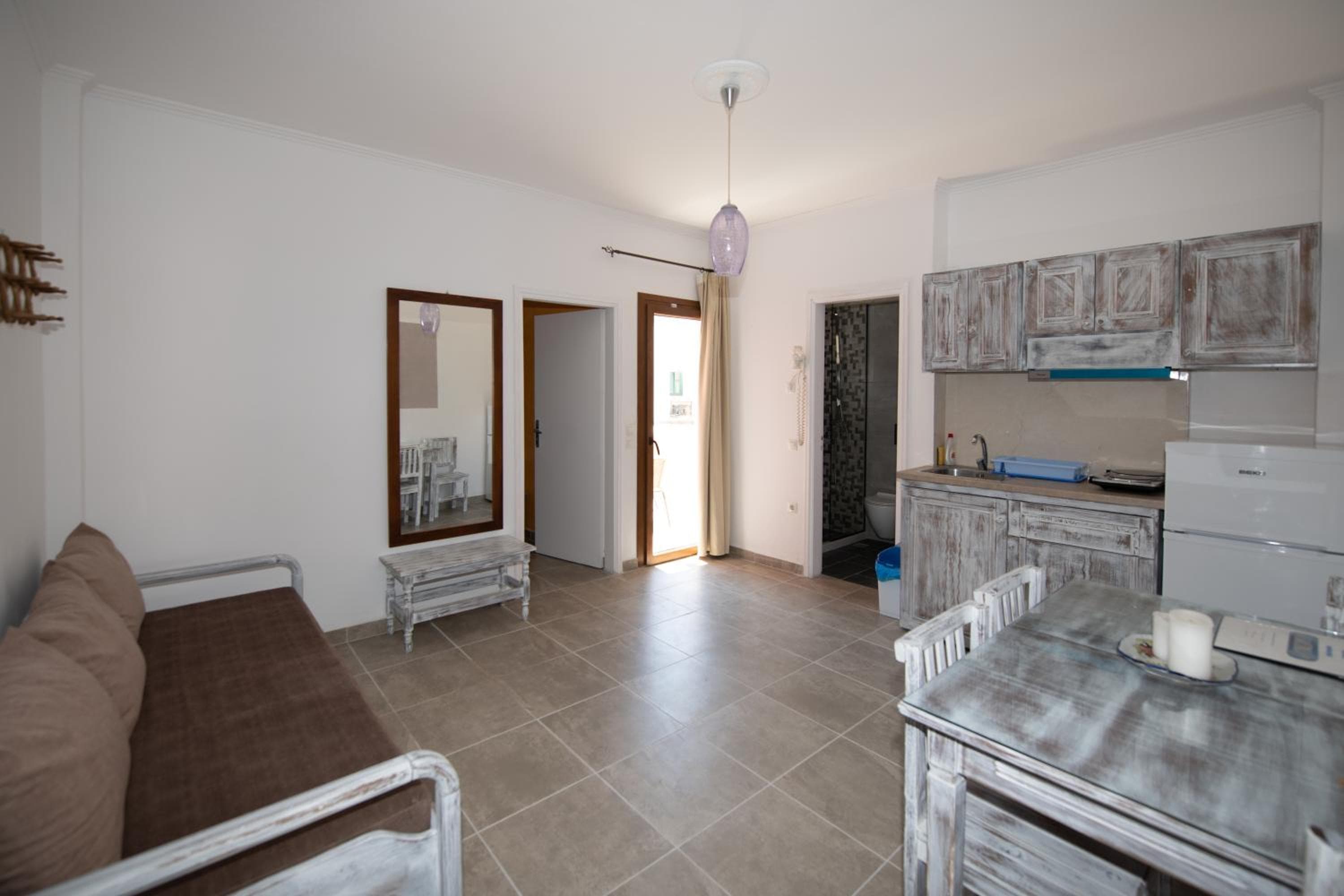 Orfeas Apartments, Kamari, photo 6