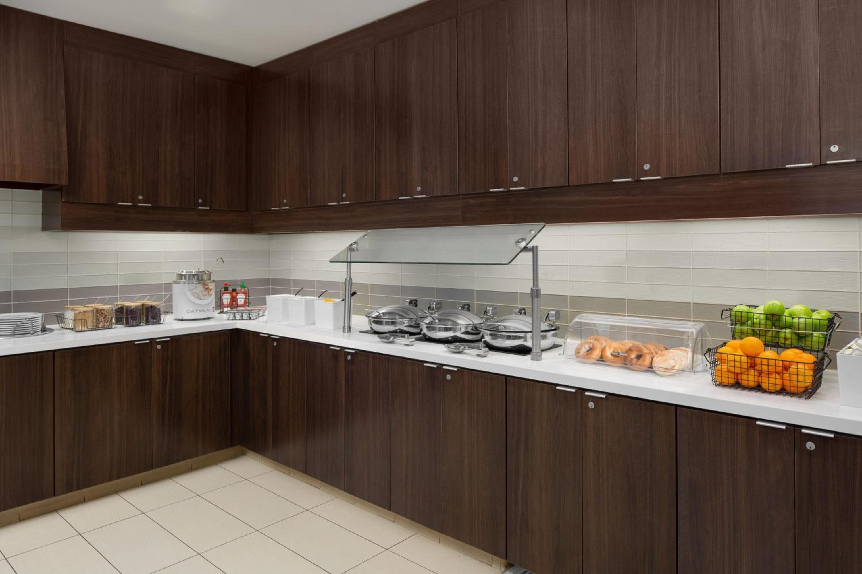 Residence Inn by Marriott Tustin Orange County, Tustin, photo 2