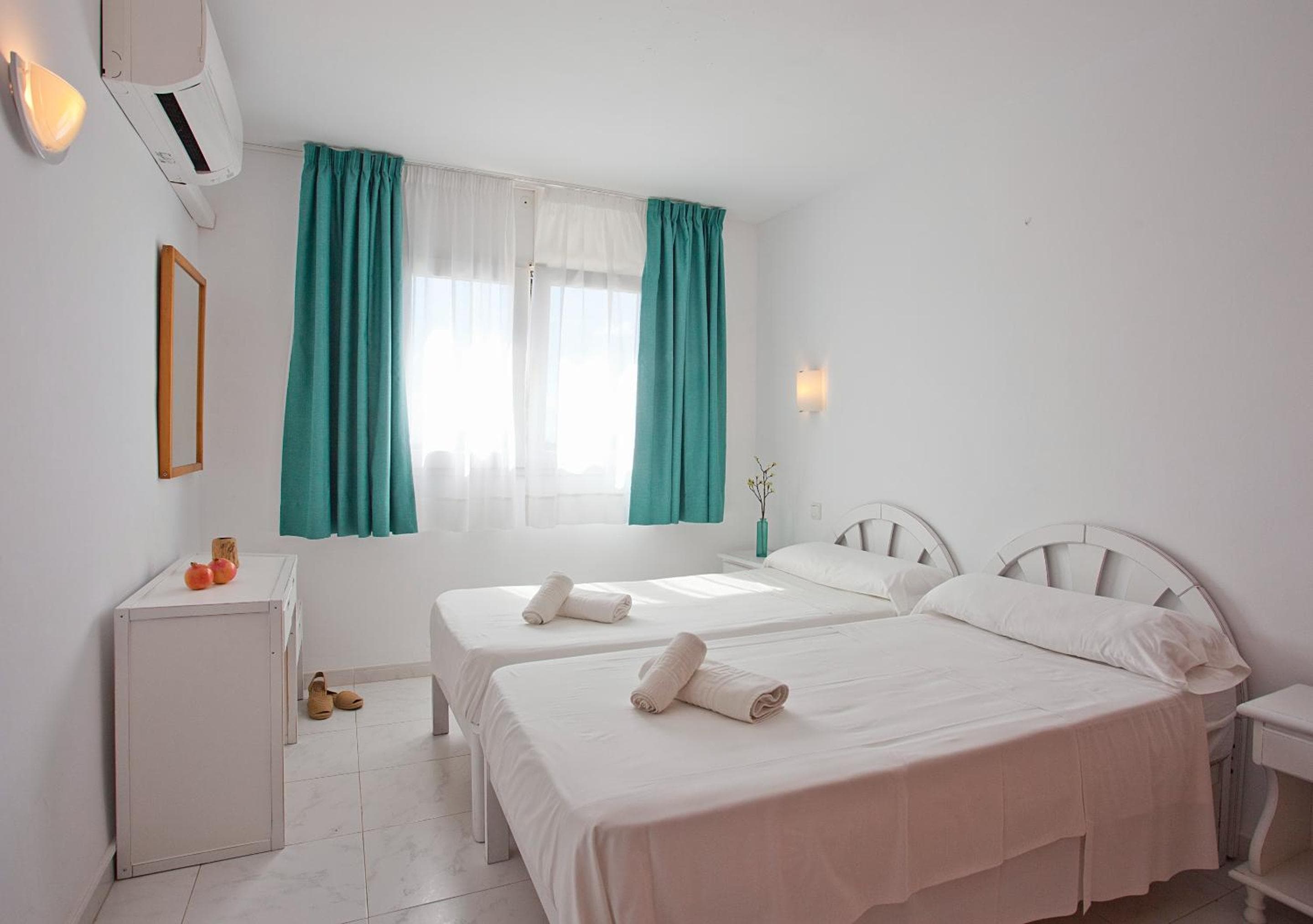 Apartamentos Sol Romántica by DOT Suites, Cala Romantica, photo 3