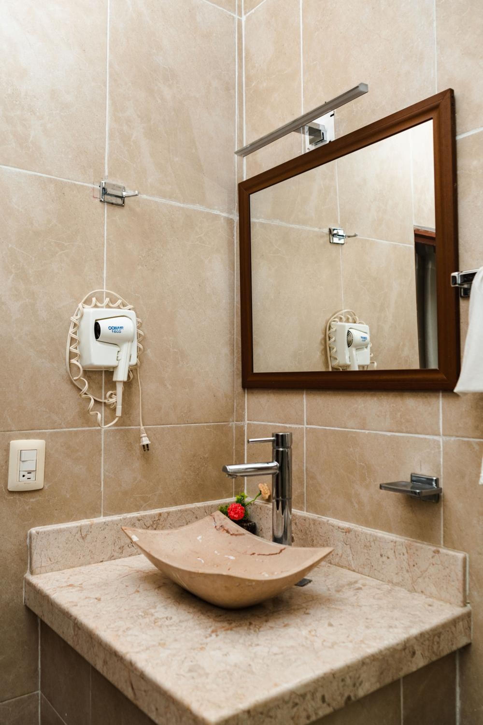 Arena Suites, Zihuatanejo, photo 5
