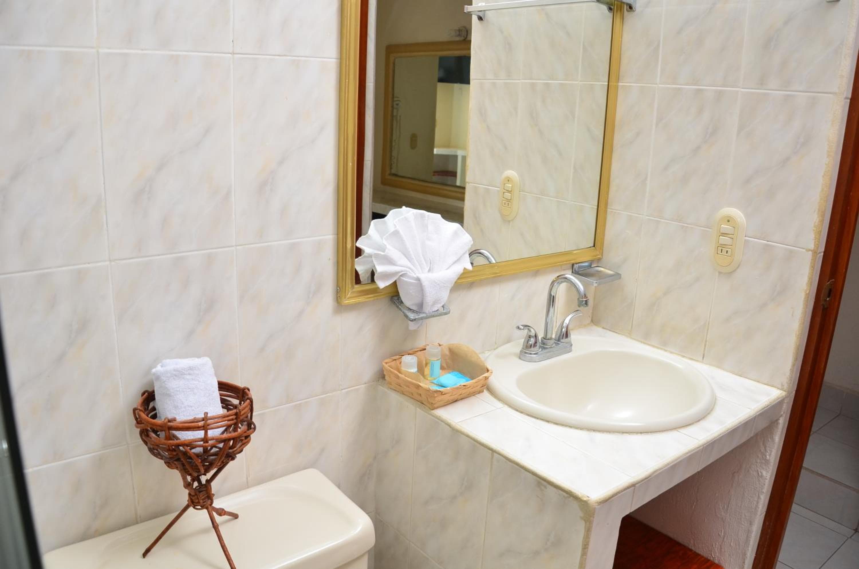 Arena Suites, Zihuatanejo, photo 2