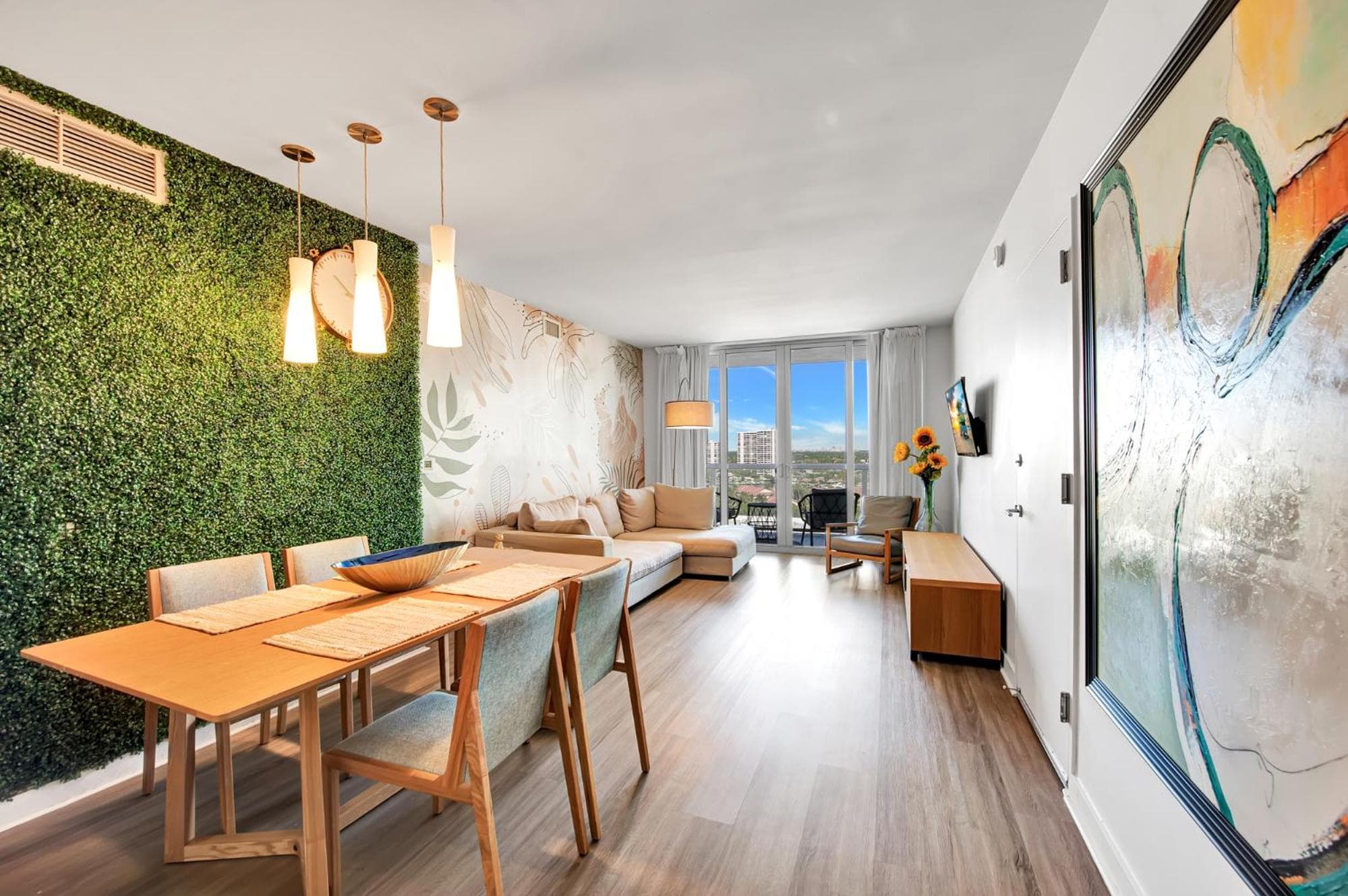 Water View Building With Pool - 5-Min Walk To The Beach, Hallandale Beach, photo 6