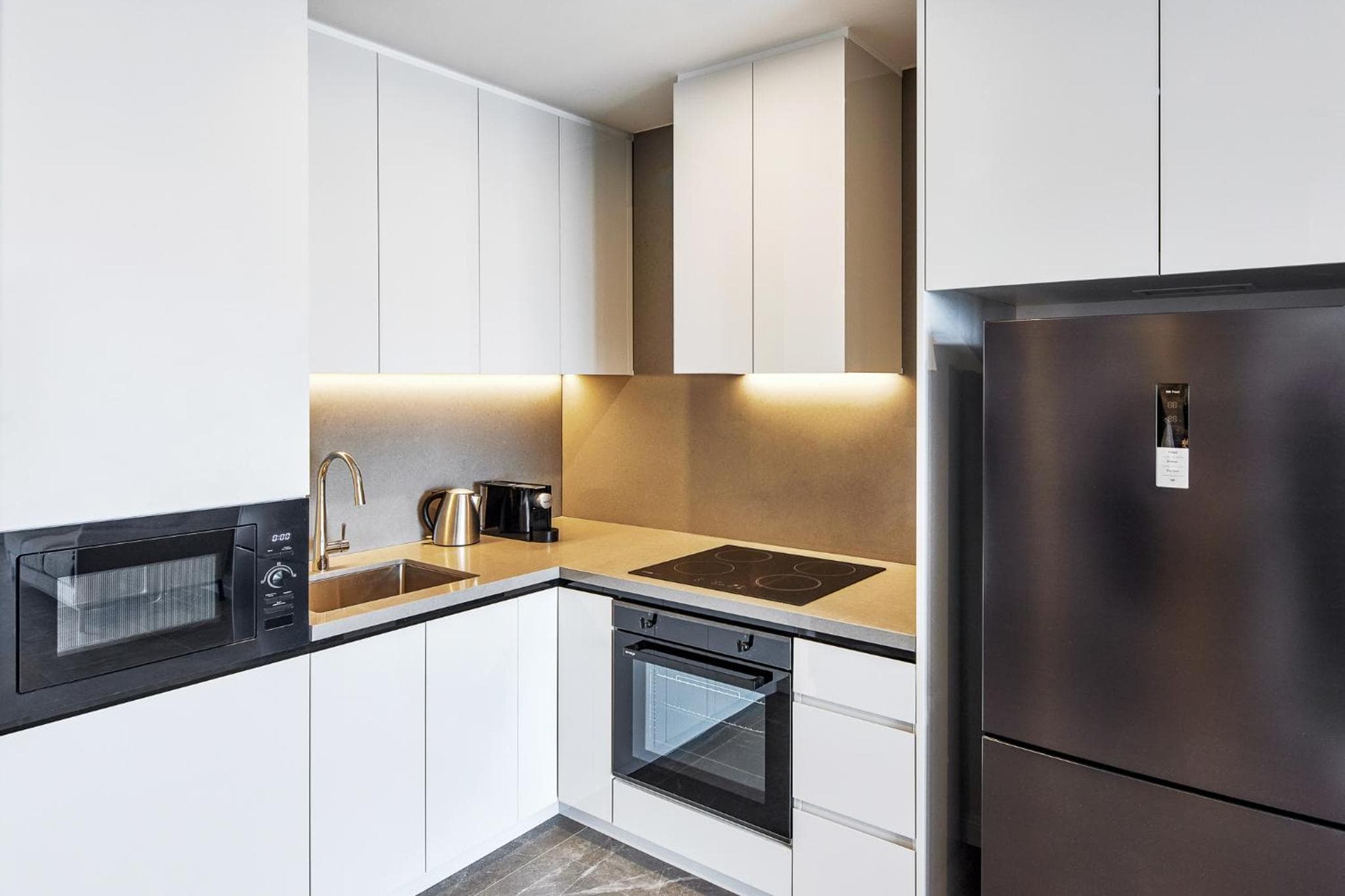 Meriton Suites George Street, Parramatta, Sydney, photo 5