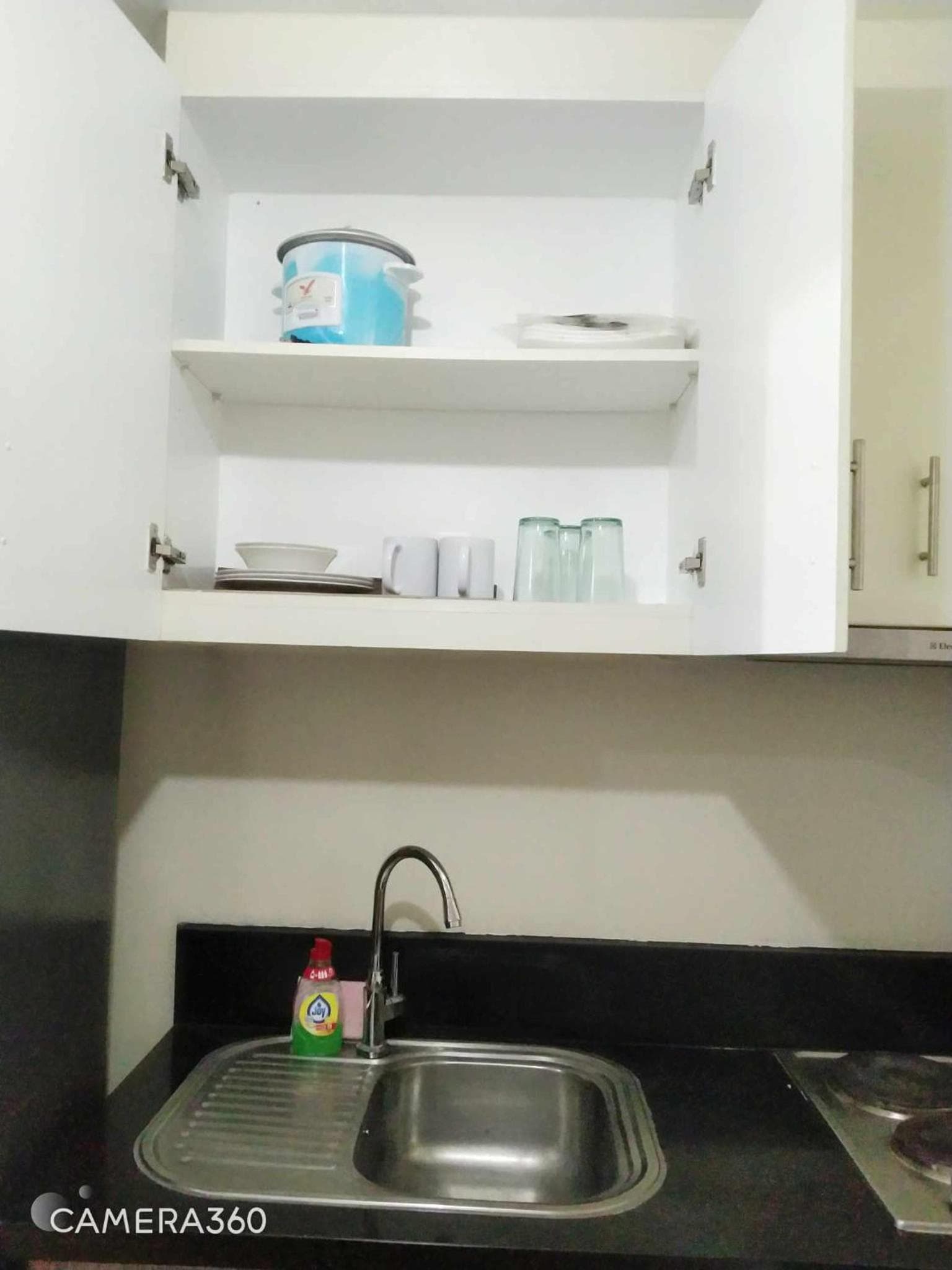 Pasay Condotel near NAIA terminal 3 (3 mins walk in), Manila, photo 6