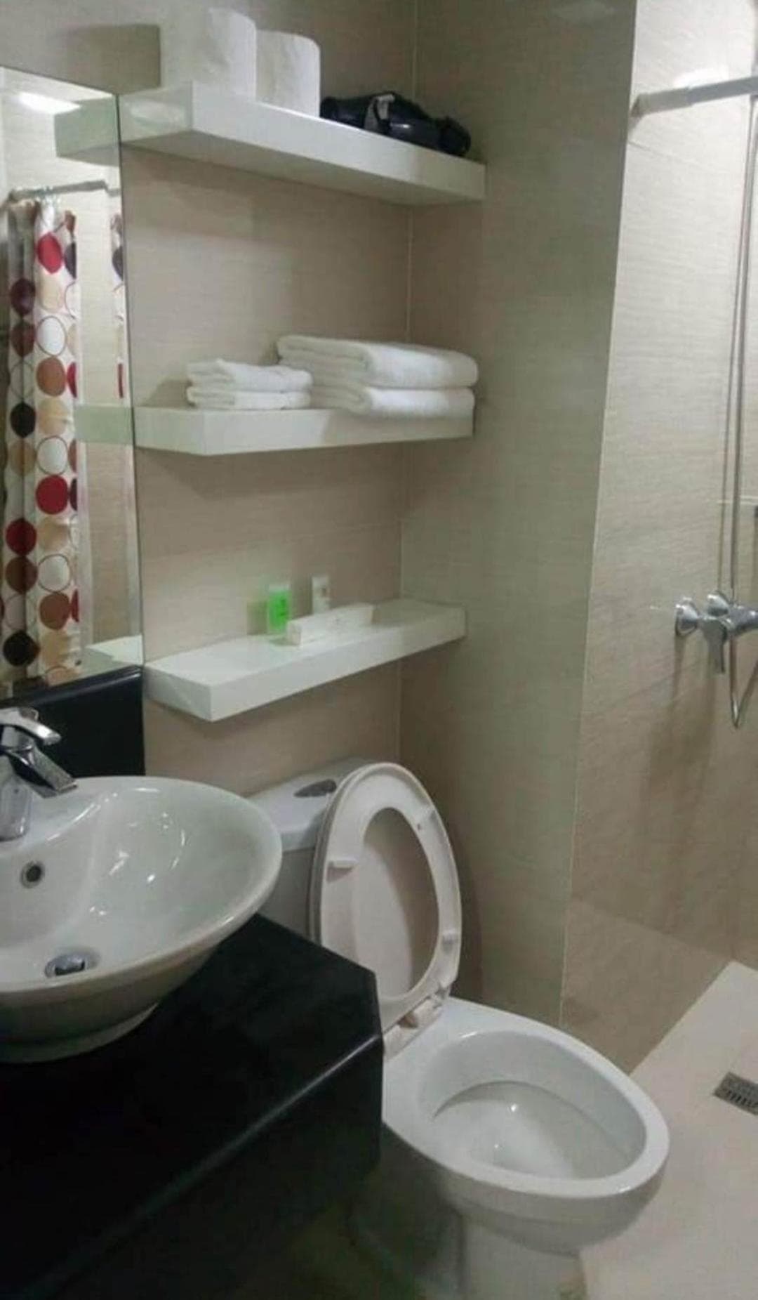 Pasay Condotel near NAIA terminal 3 (3 mins walk in), Manila, photo 5