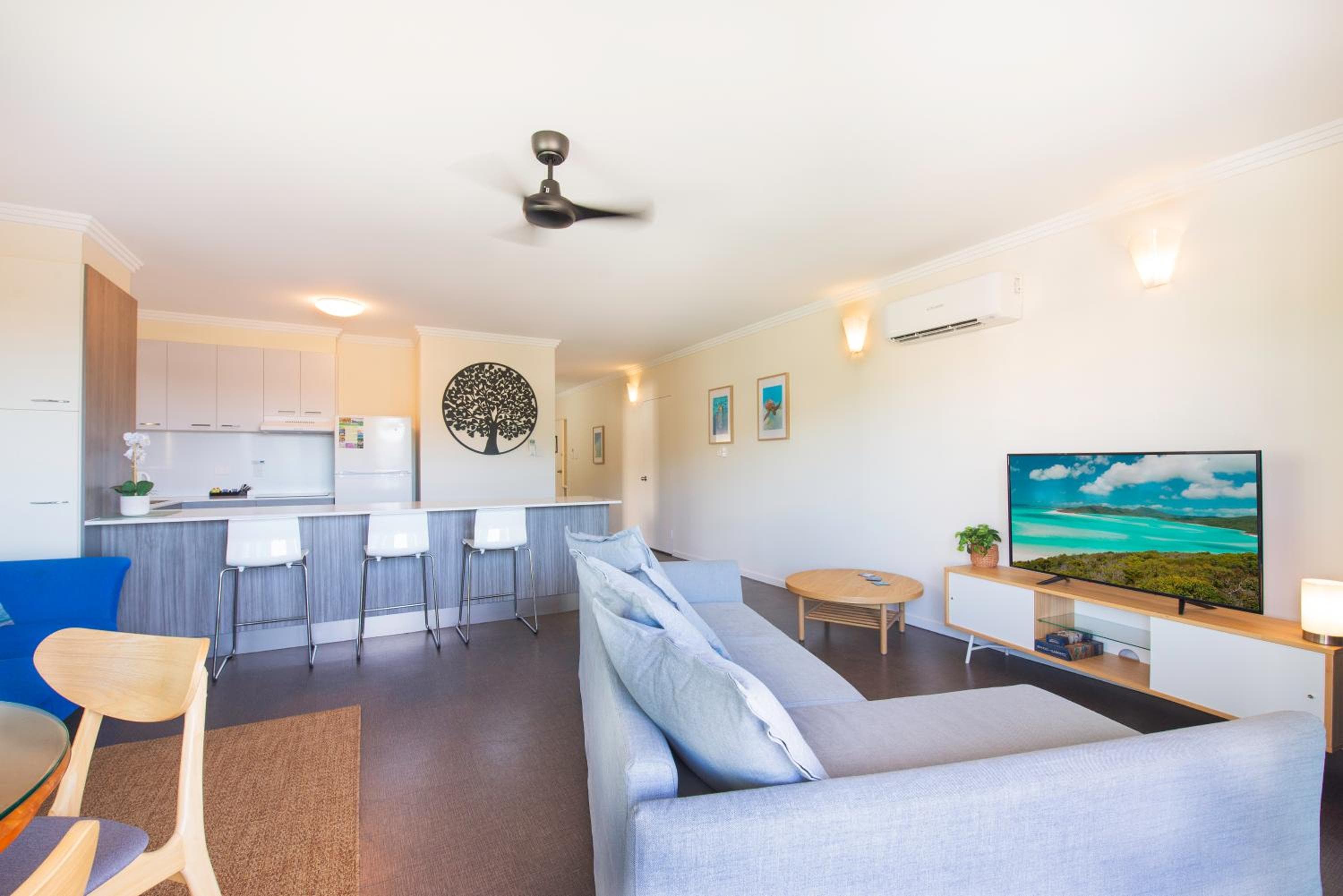 Coral Sea Vista Apartments, Airlie Beach, photo 5