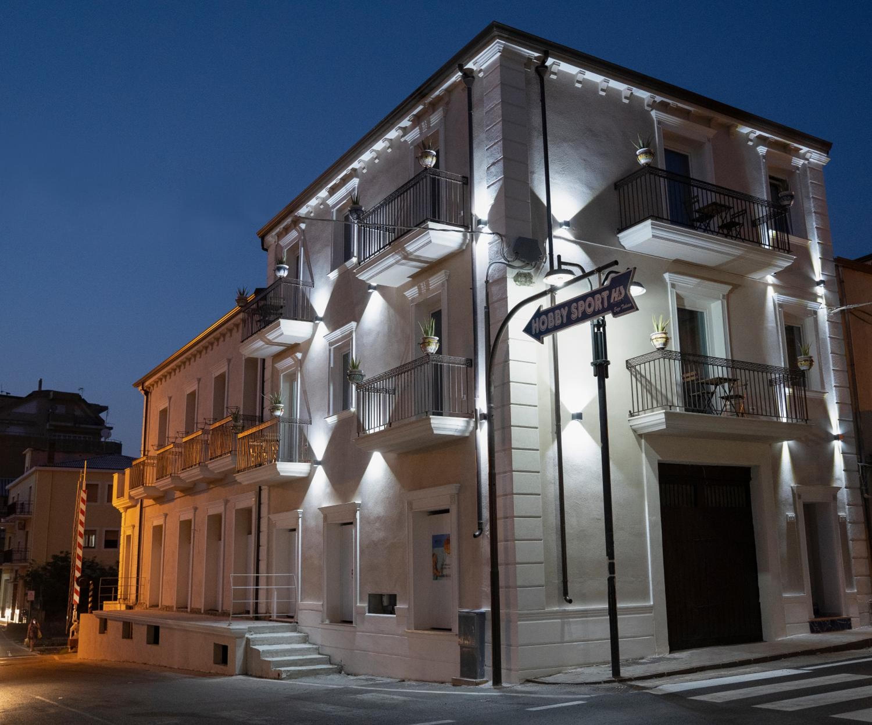 Antico Palazzo del Corso by Home Dardano, Mirto Crosia