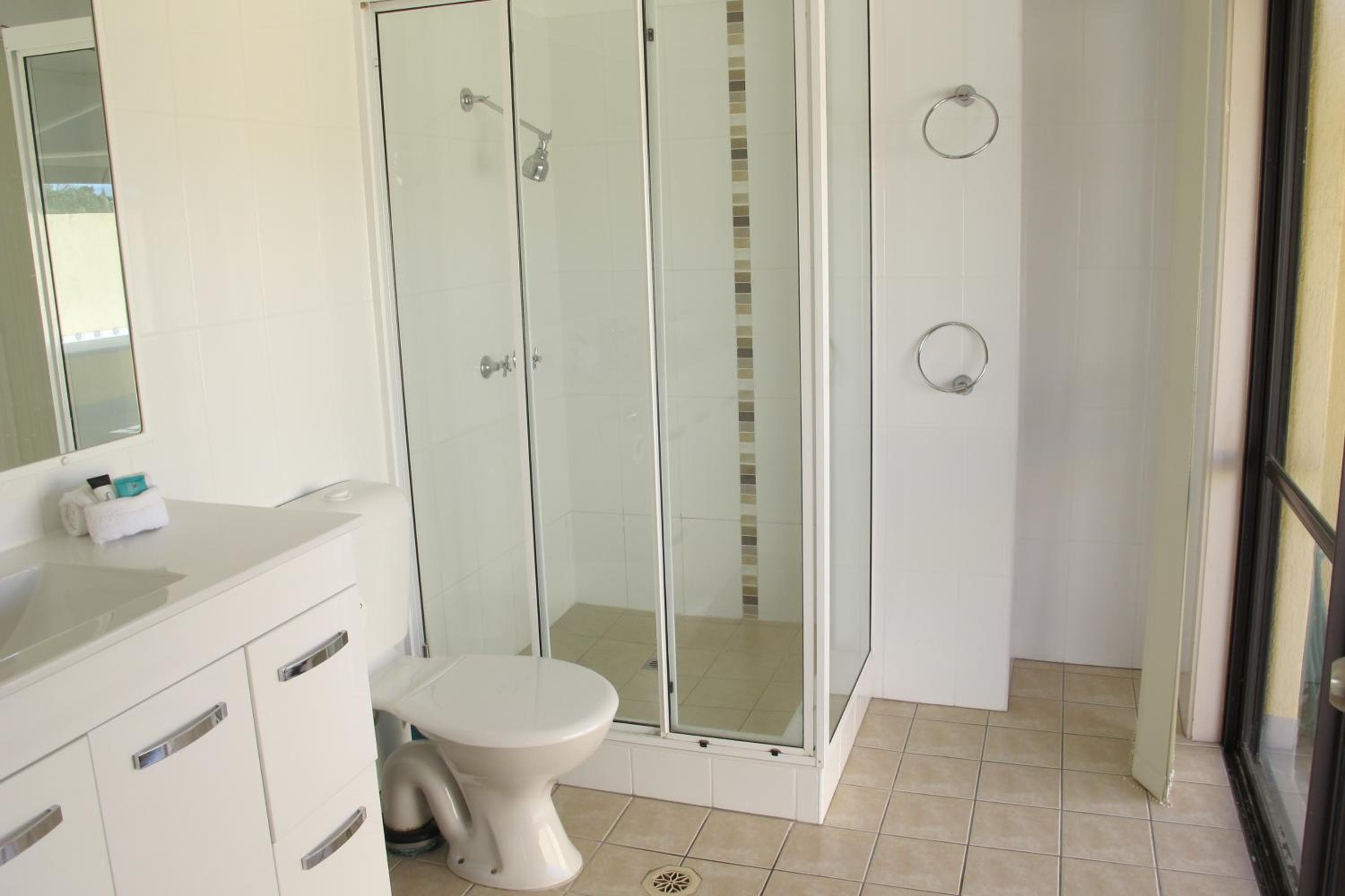 Grangewood Court Apartments, photo 3
