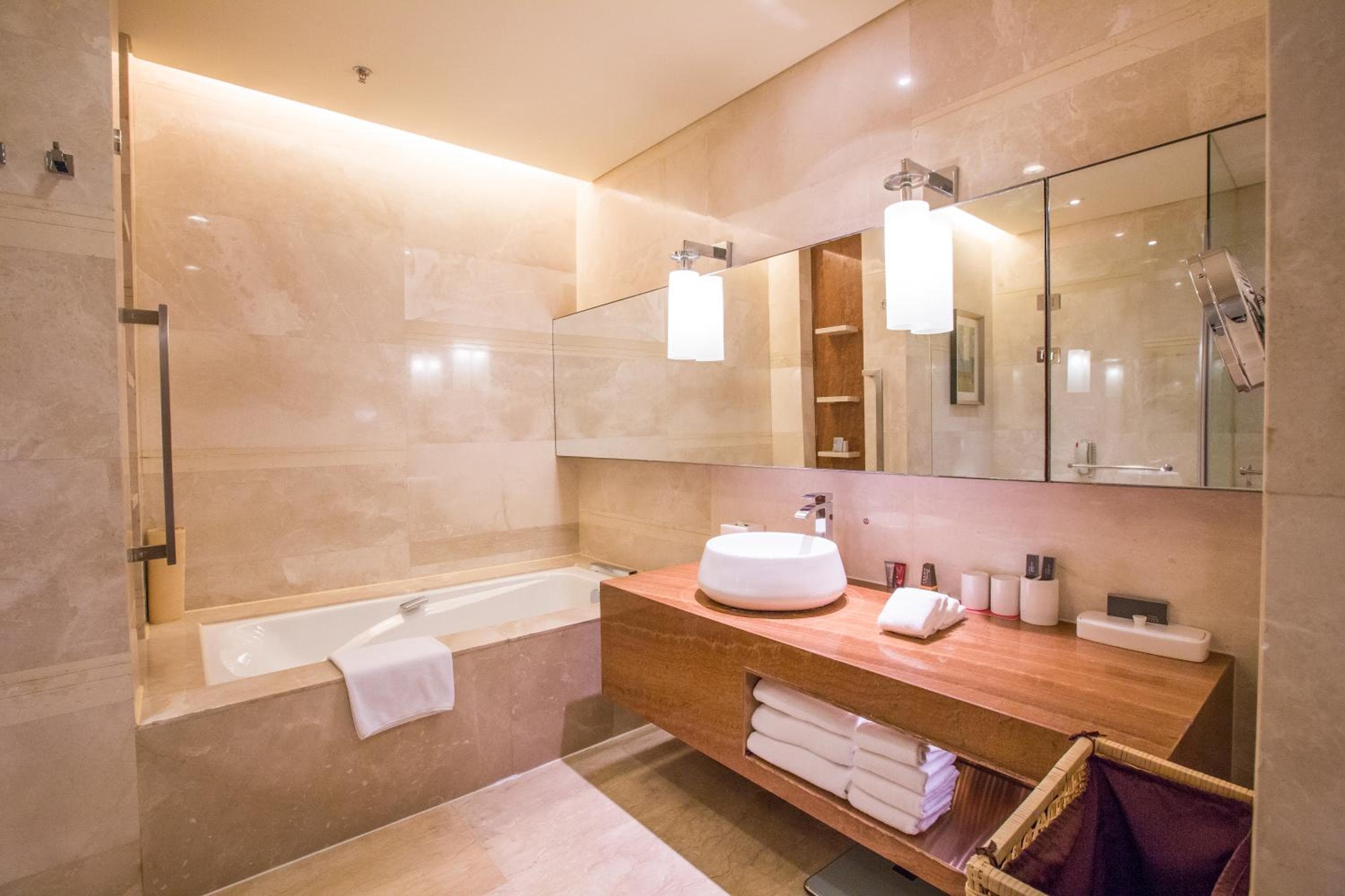 Marriott Executive Apartment Tianjin Lakeview, Tianjin, photo 5