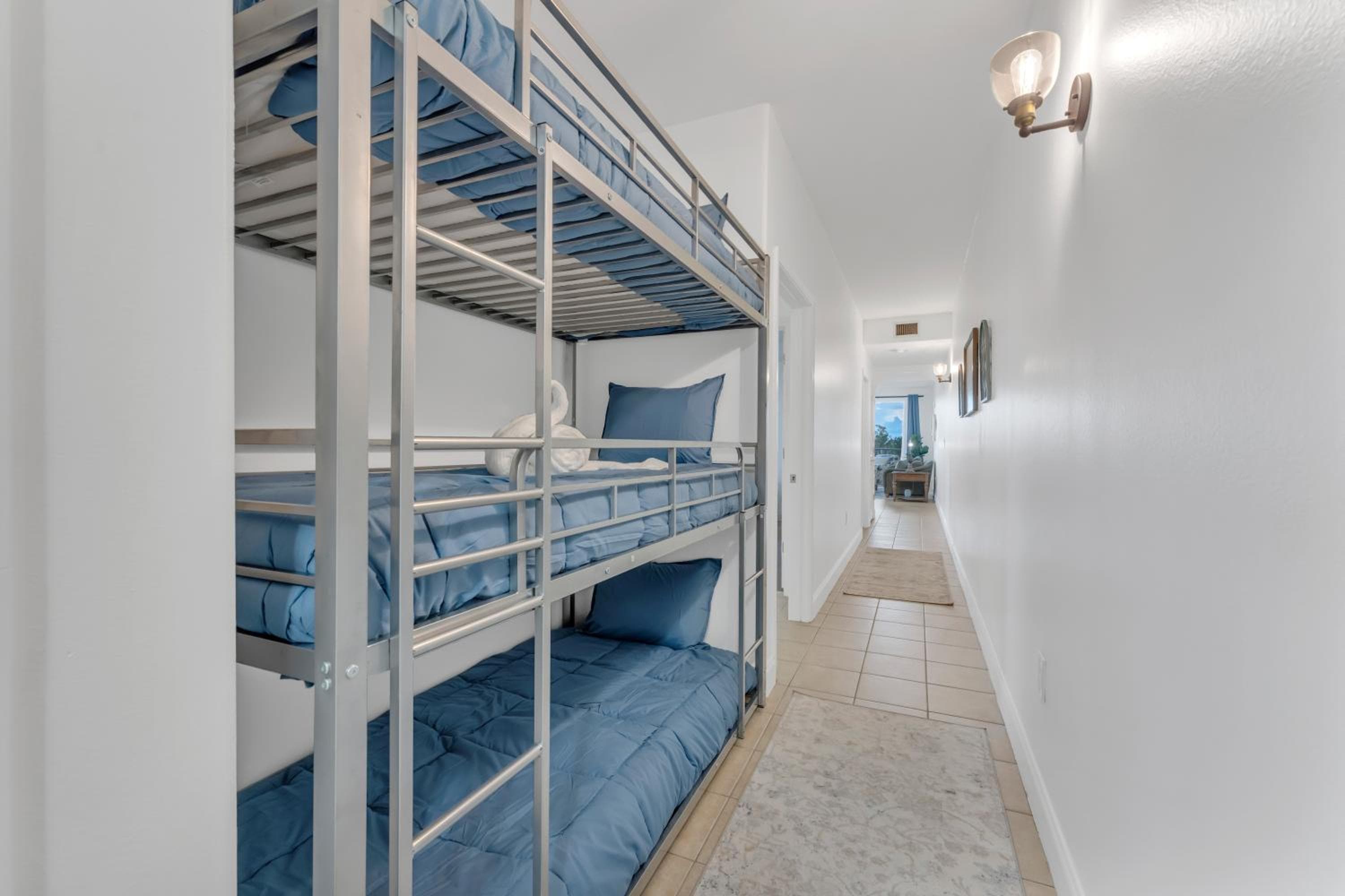 2BR condo minutes to Disney Springs, Orlando, photo 5