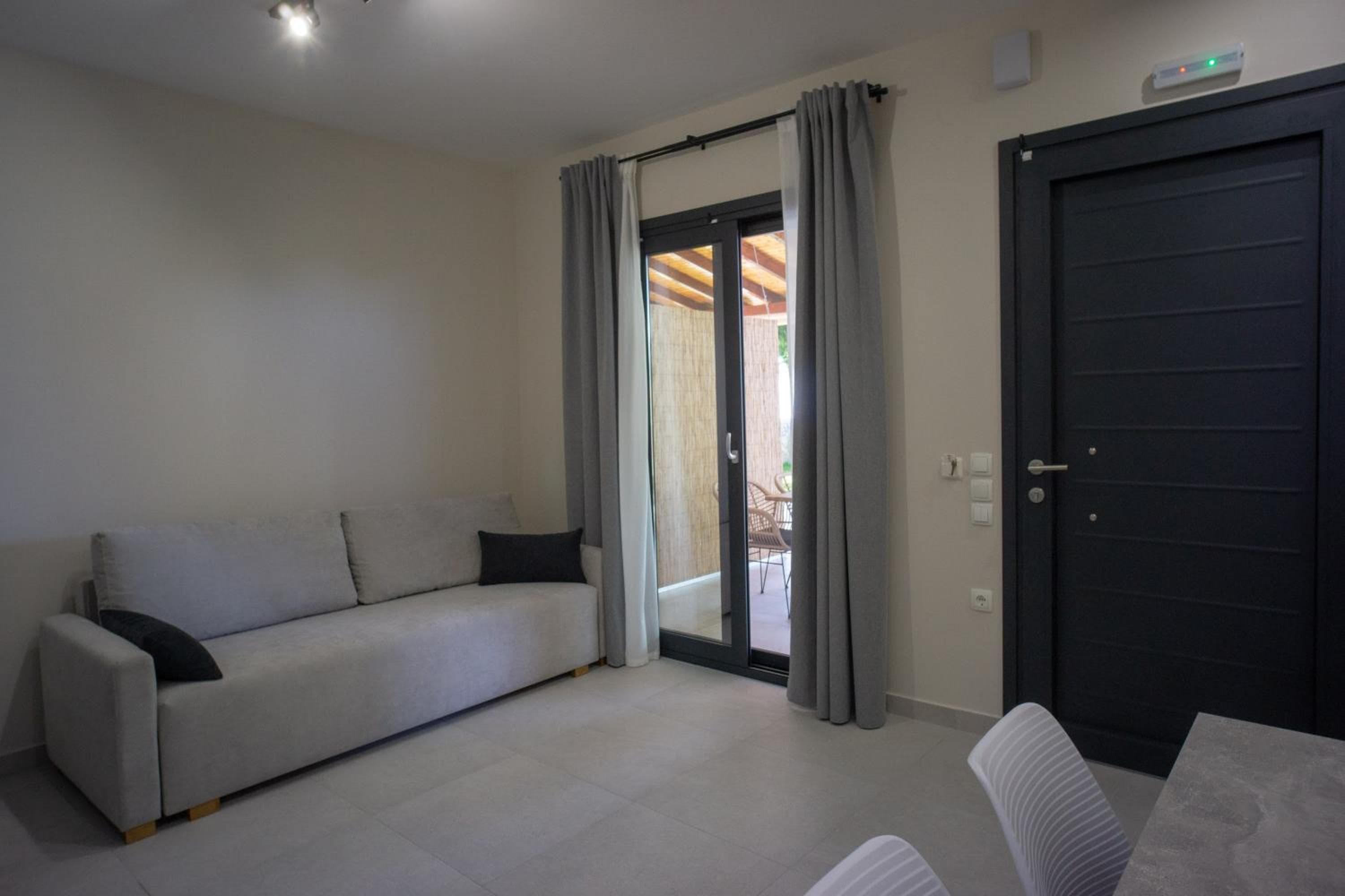 Lobelia Homes, Kanali, photo 3