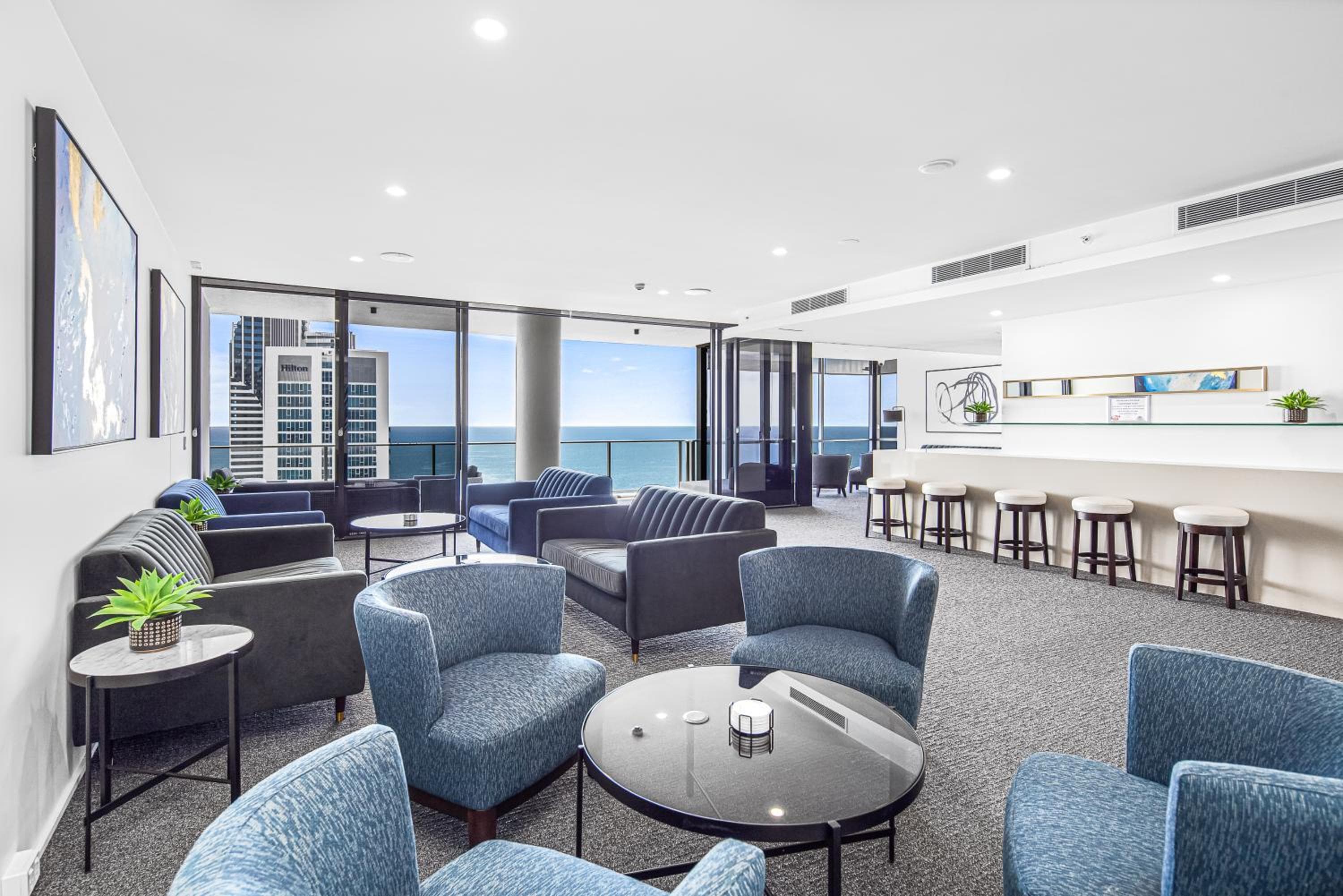 Holiday Holiday Circle On Cavill Apartments, Gold Coast, photo 5
