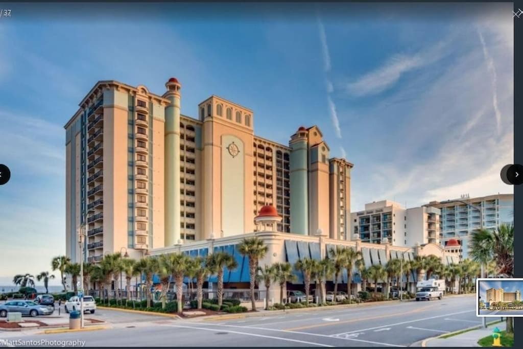 Flip Flop at Compass Cove, Myrtle Beach