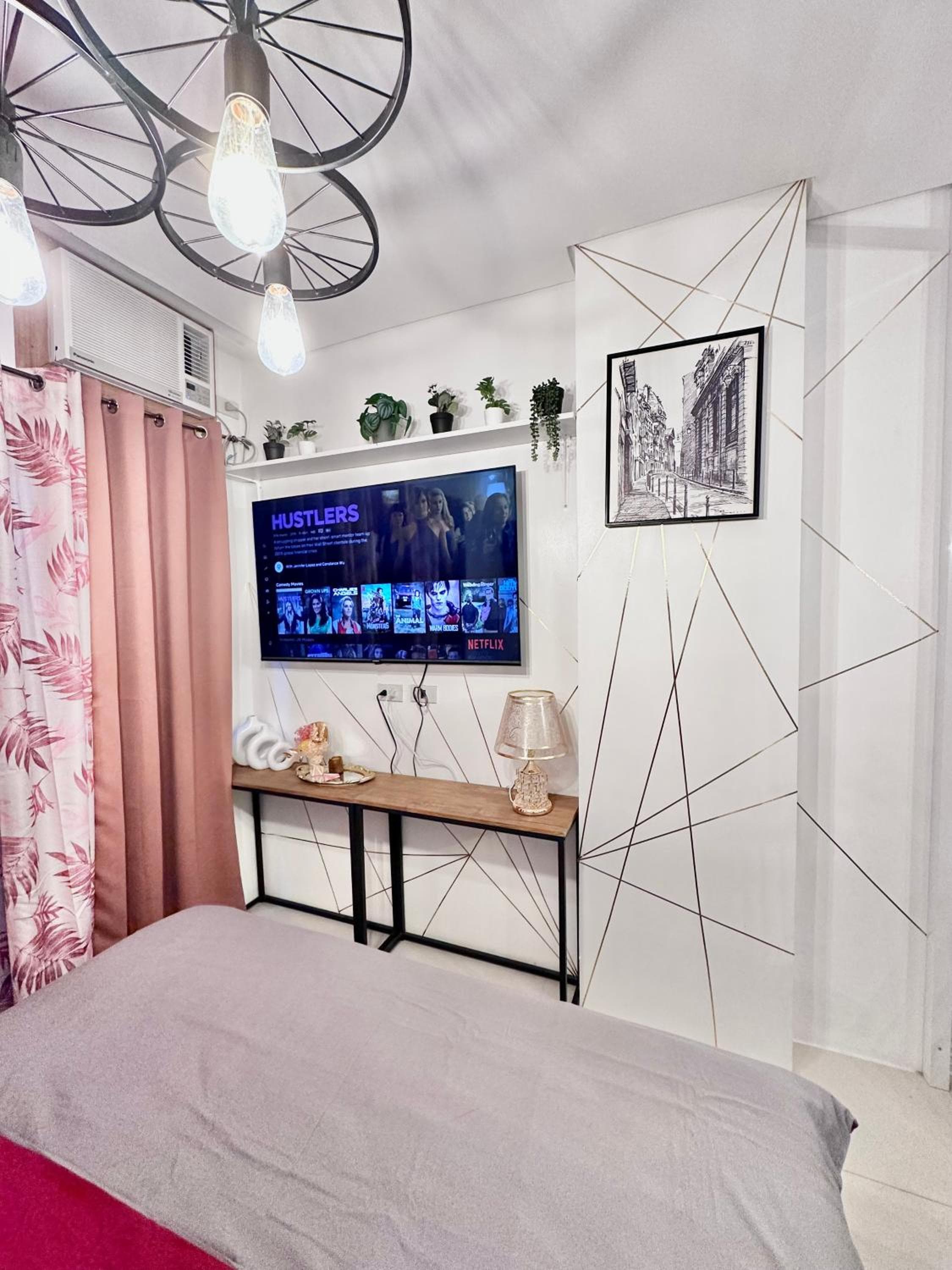 Aesthetic One Bedroom Beside SM w Pool, Wifi and Netflix, Cagayan de Oro, photo 6