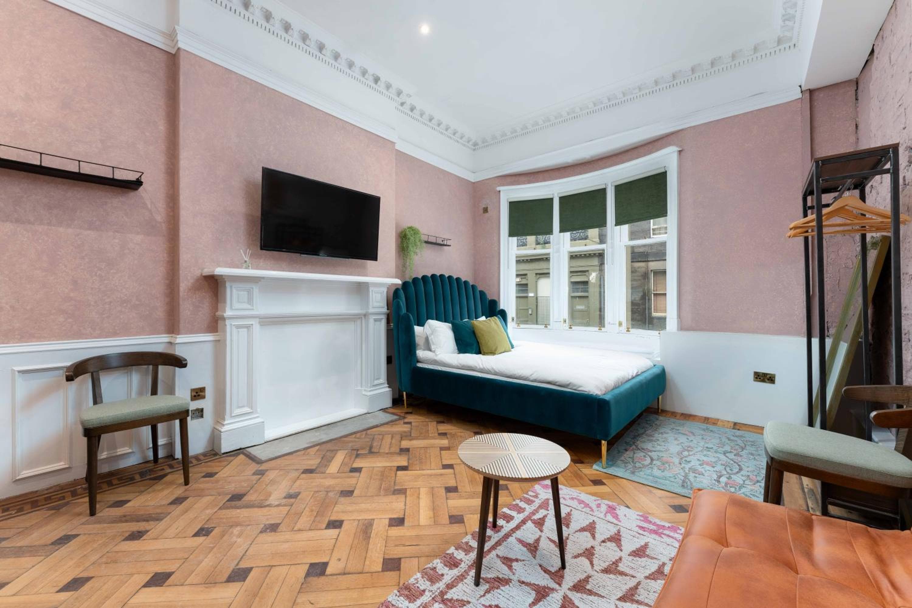89 The Merchants- Chic Aparthotel by The House of Danu, Edinburgh, photo 6