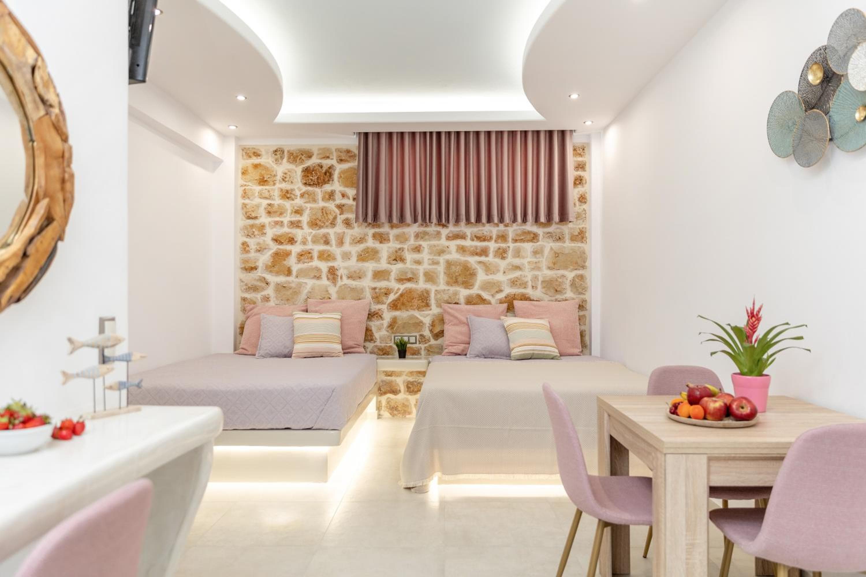 Katerina Roza Studios - Heartfelt Hospitality in the City, Naxos Chora, photo 4