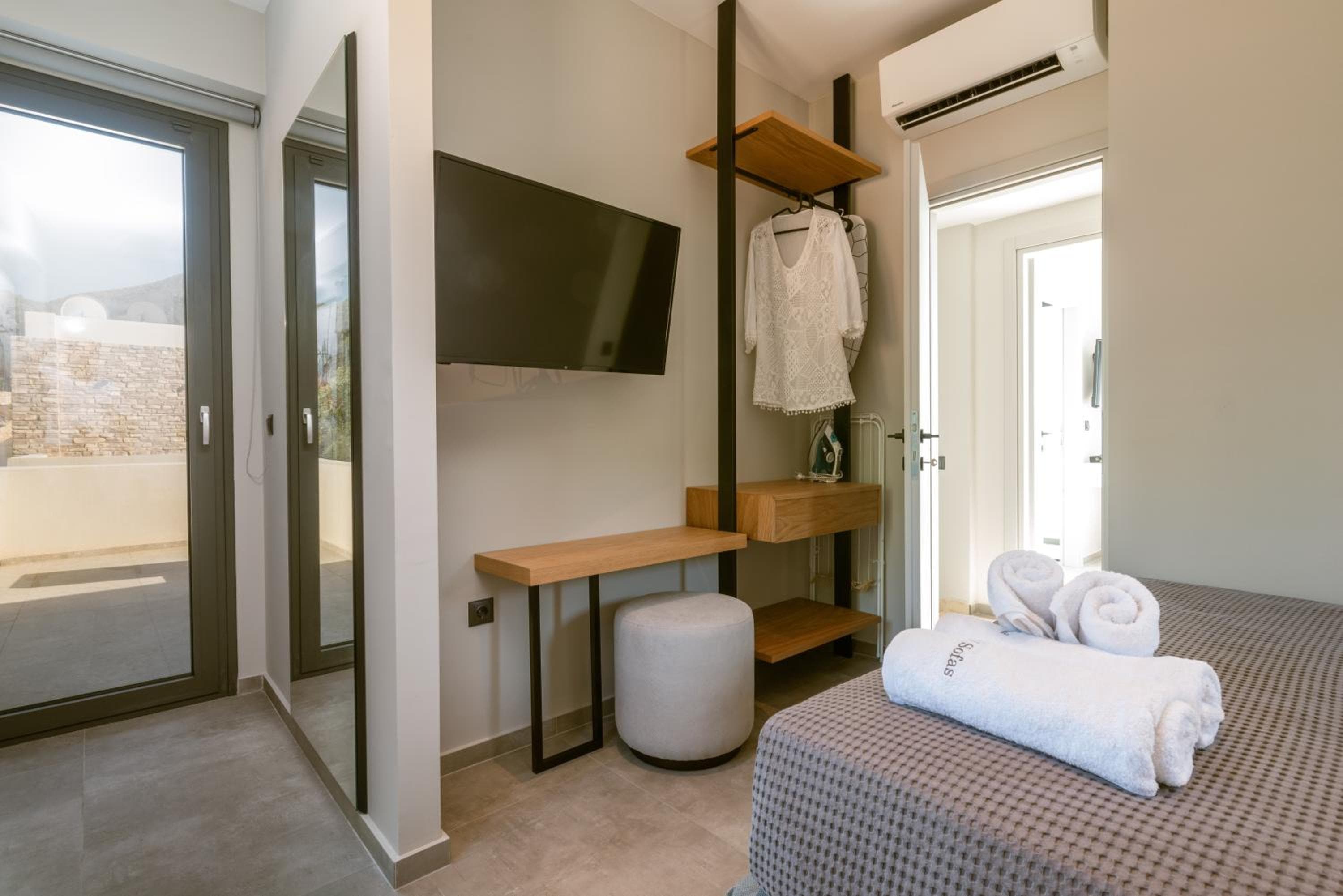The View Hotel Sofas Coastal Retreat, Perdika, photo 3