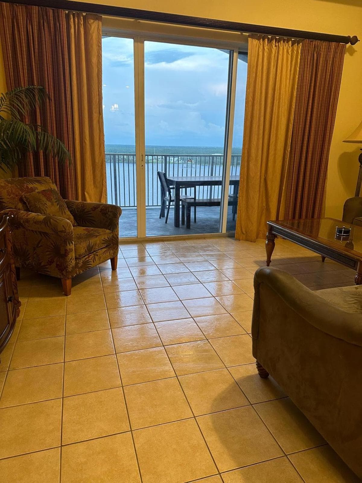 Penthouse Close to Disney area and Malls water view, Orlando, photo 2