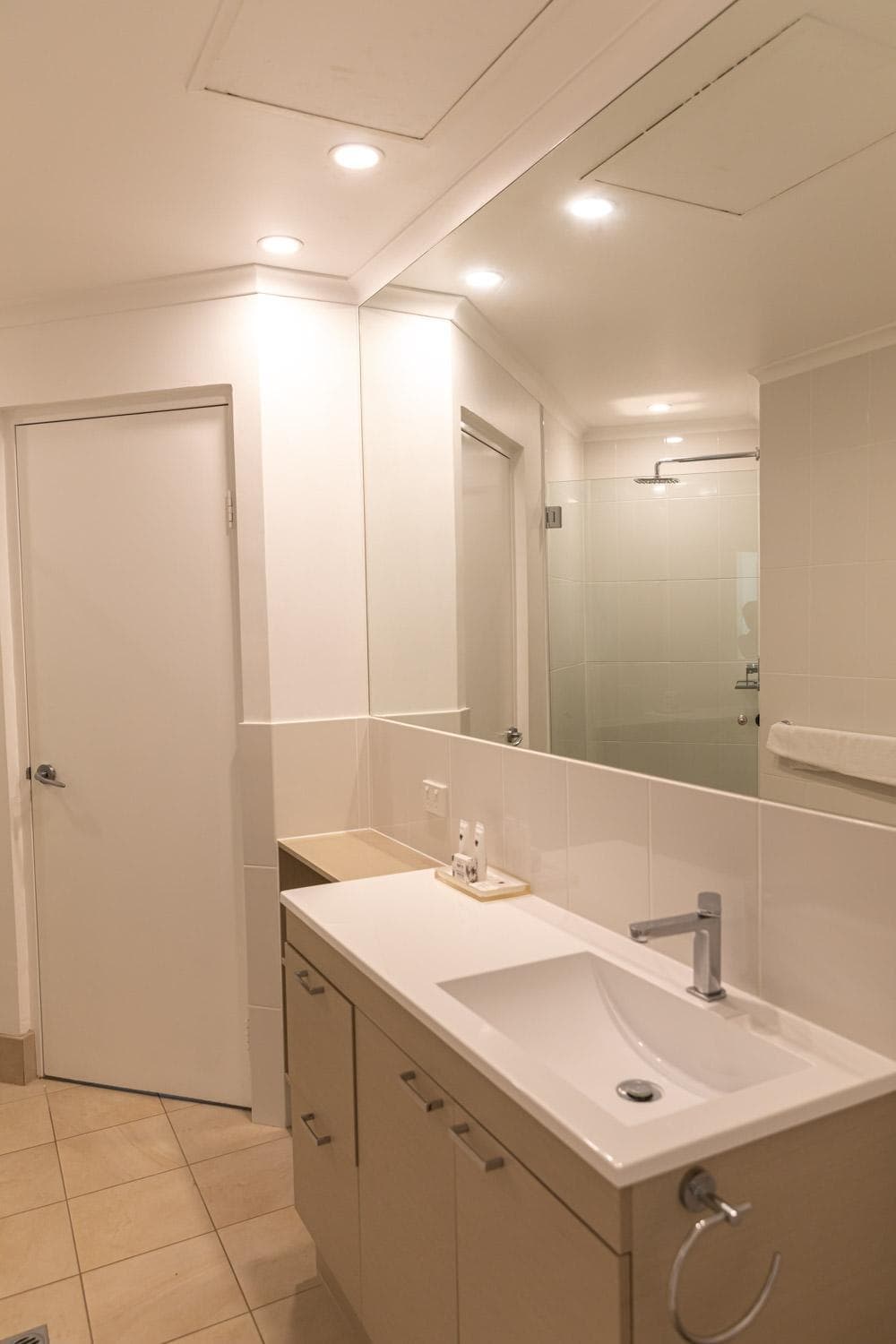 Beaches Holiday Apartments - Official Onsite Reception & Check In, Port Douglas, photo 2