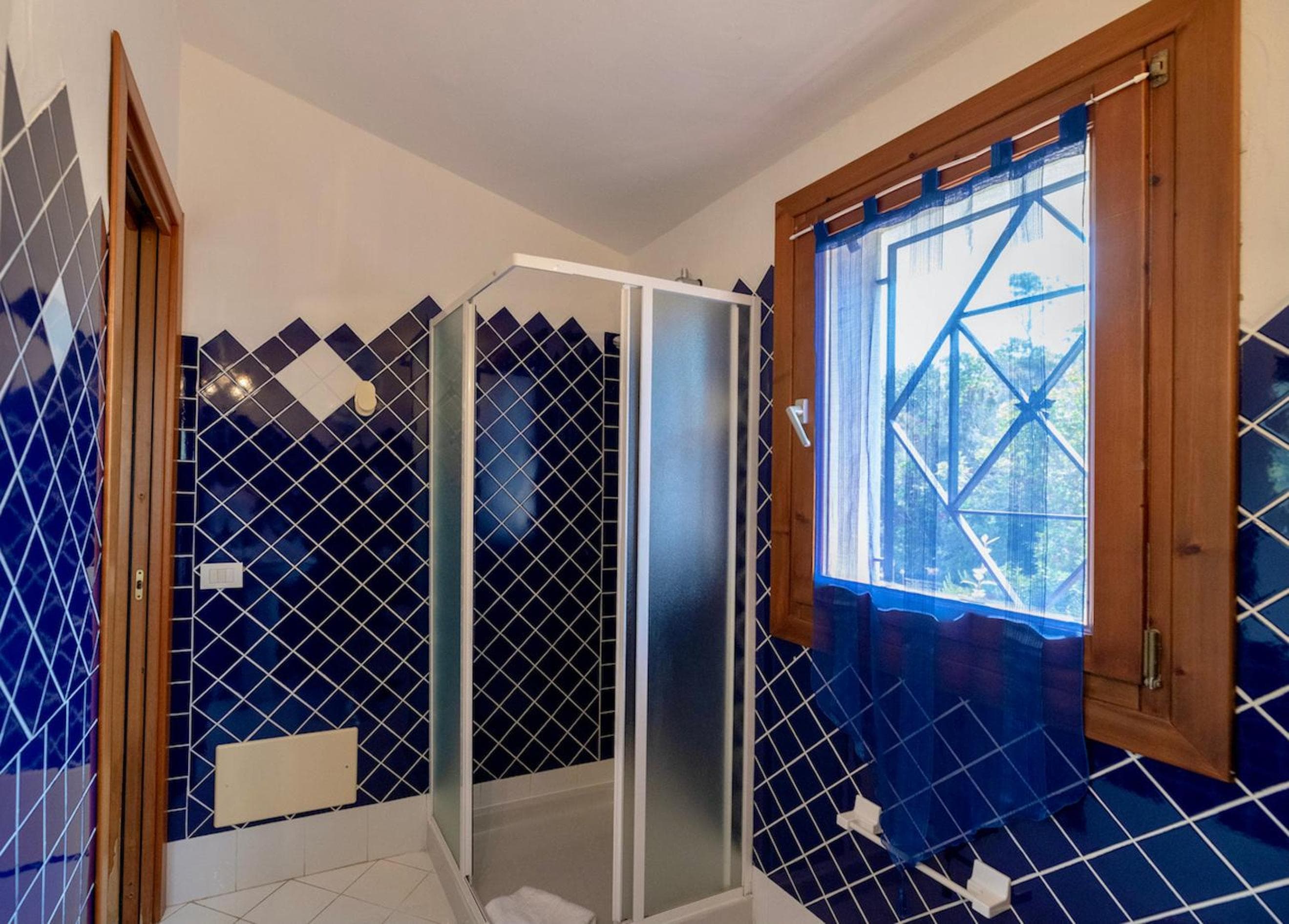 ISA-apartments with air conditioning and outdoor private space in residence with swimming-pool in Palau, only 150 meters from the sea, Palau, photo 3