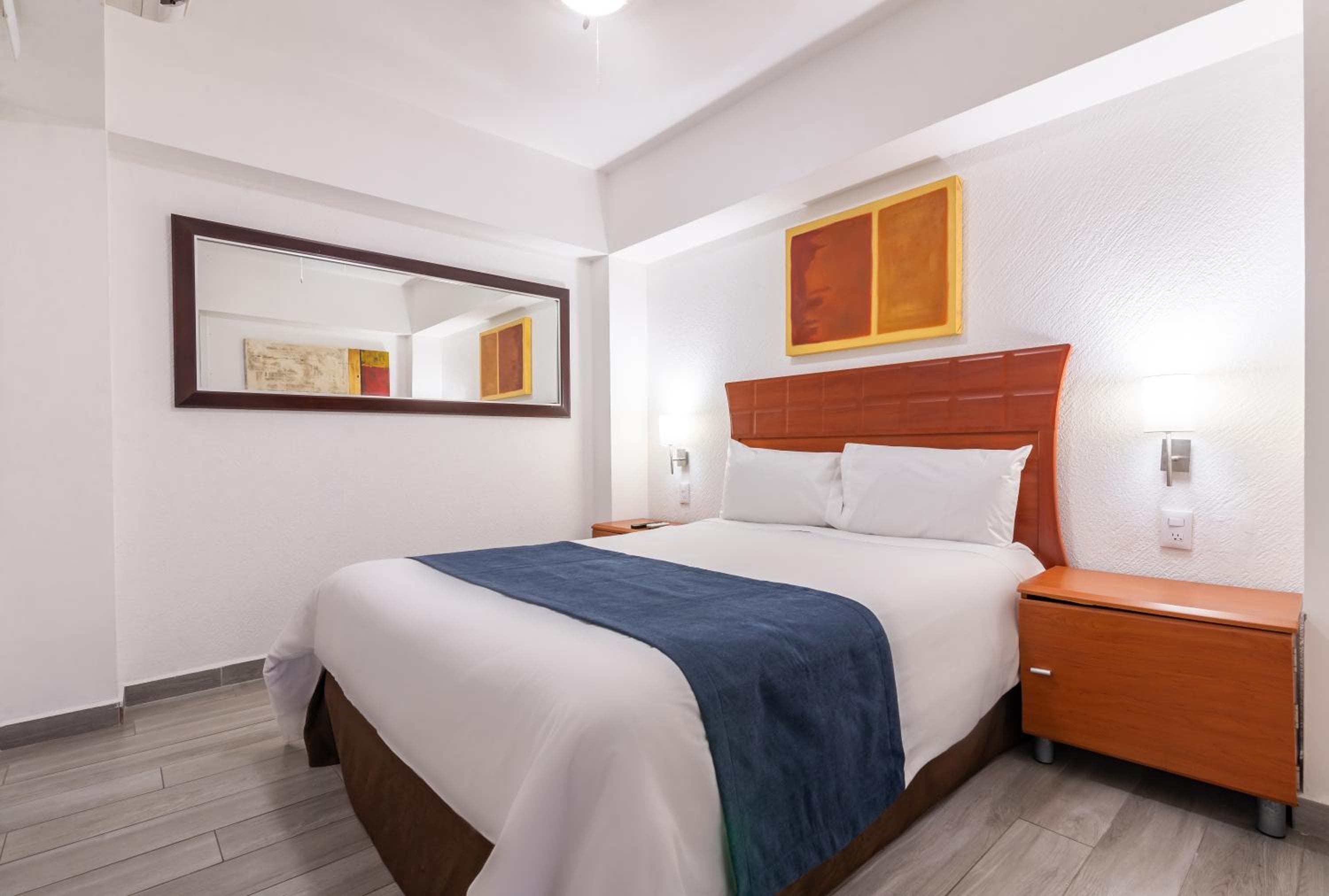 European Life Style Executive Suites, Guadalajara, photo 4